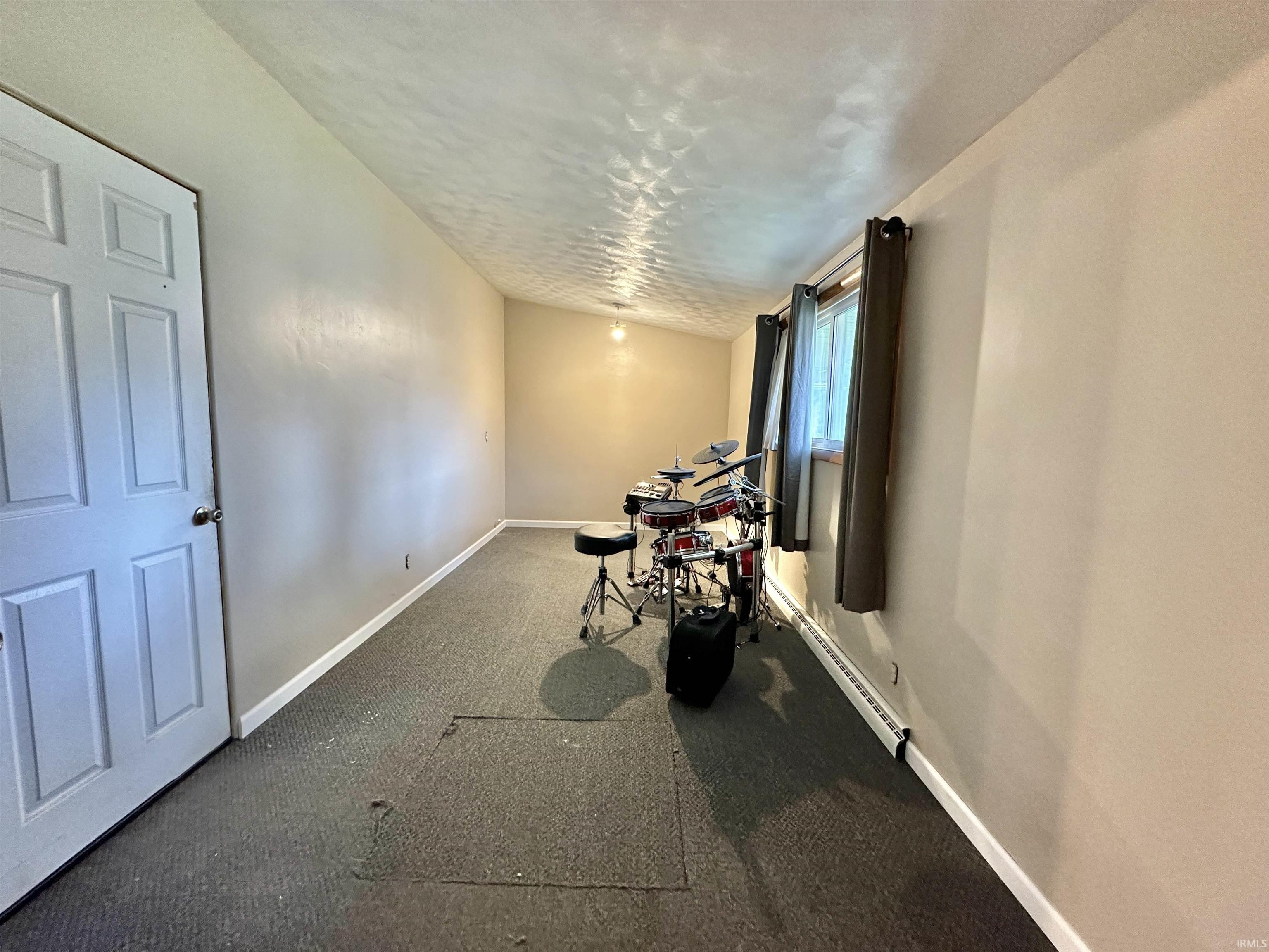 4856 Dwight