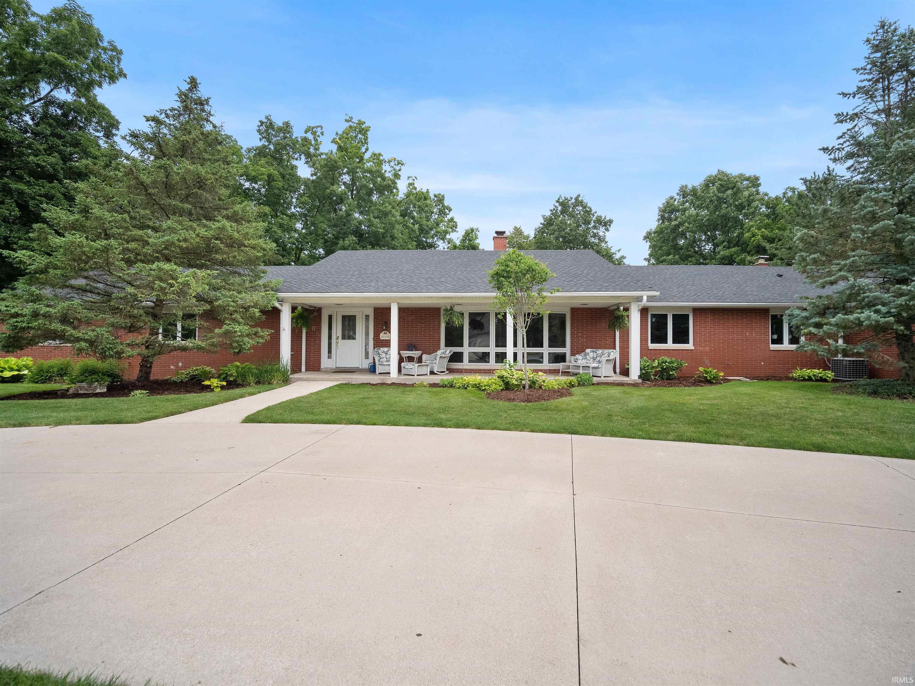 10430 Greenoak