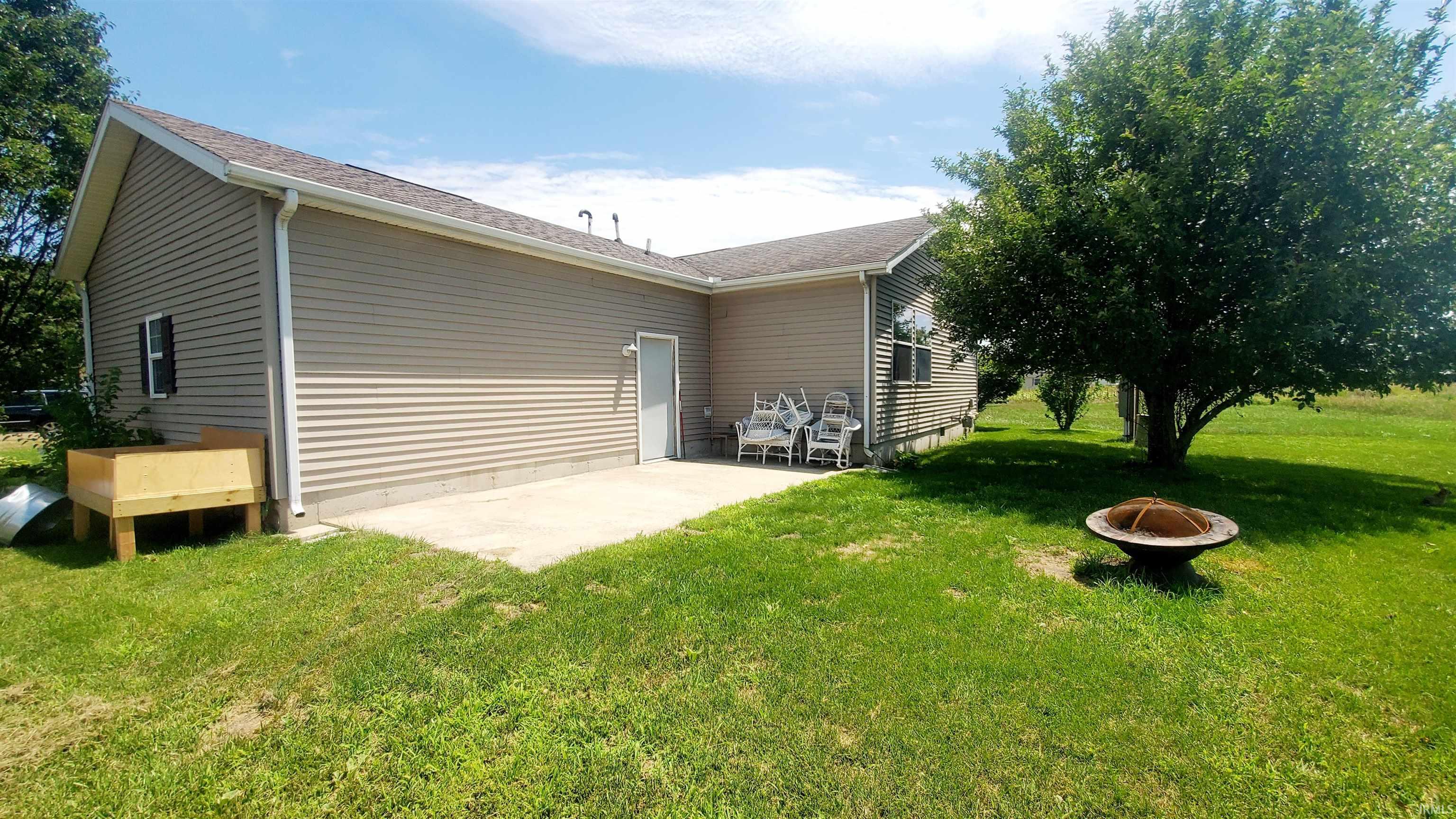 2833 Maplewood