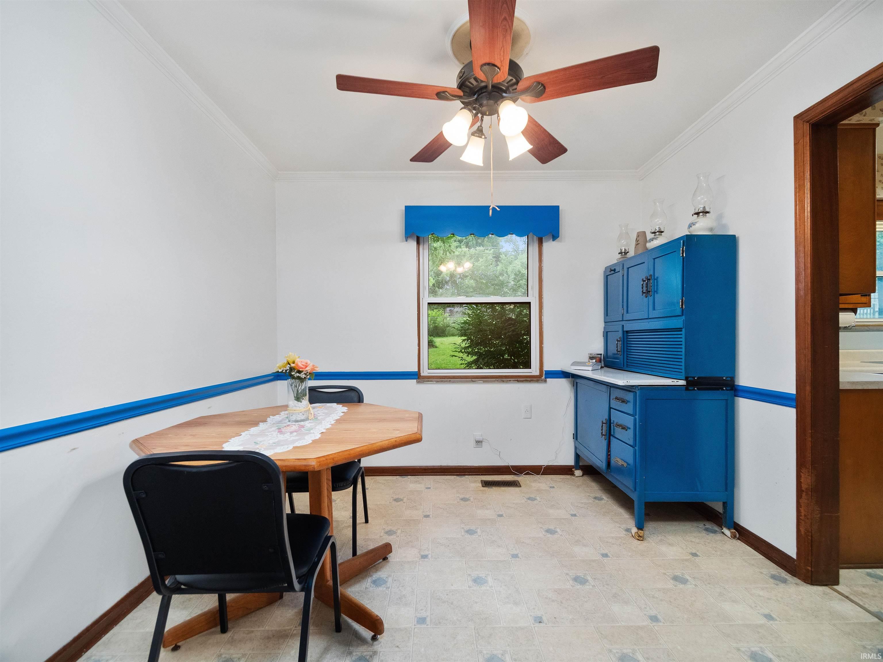 9556 Manor Woods