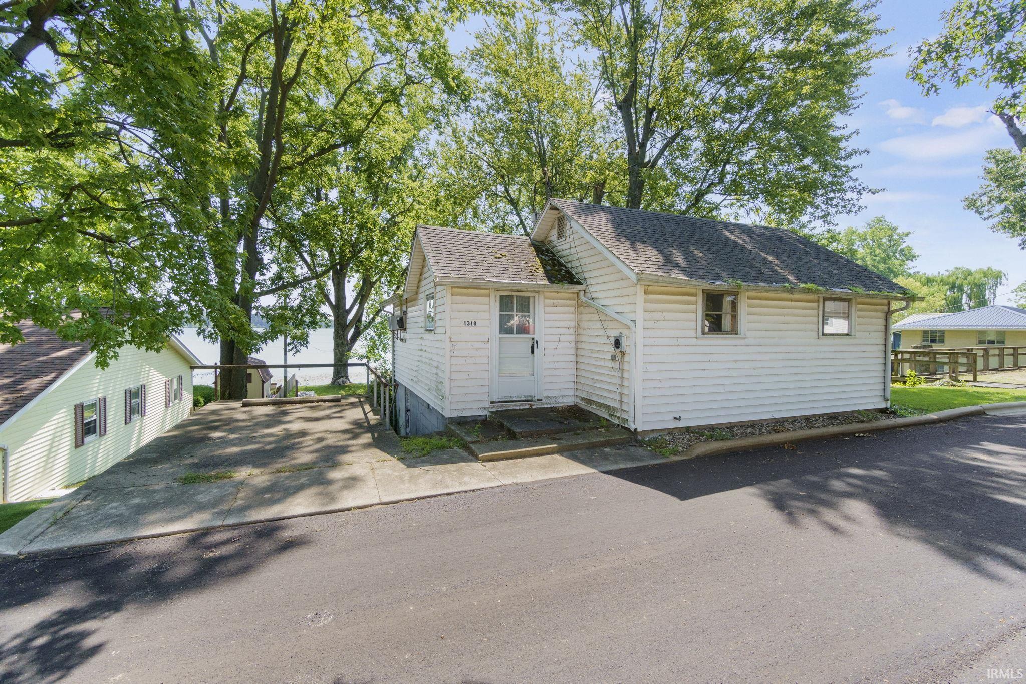 1318 Brubaker