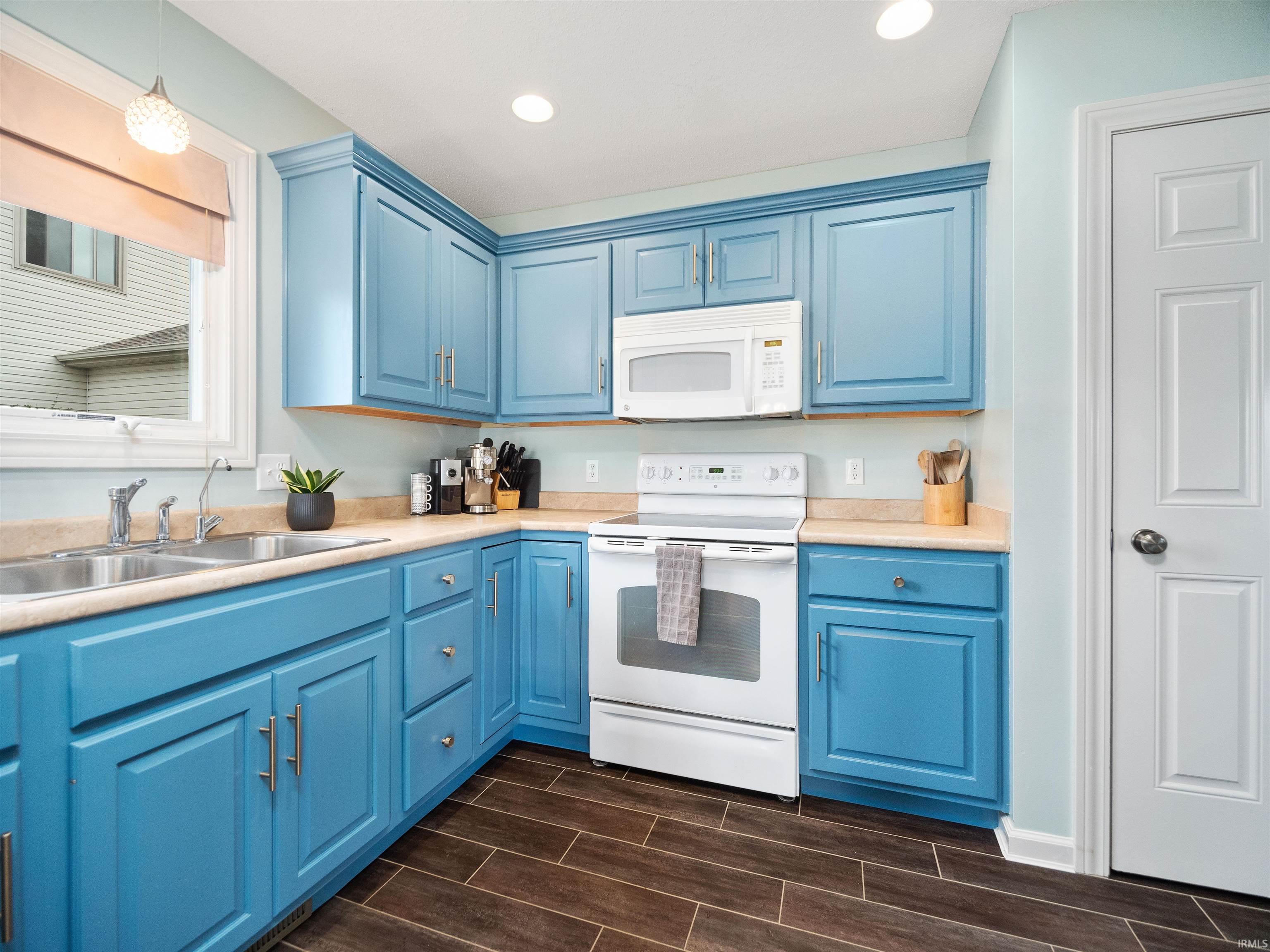 8503 Ashworth