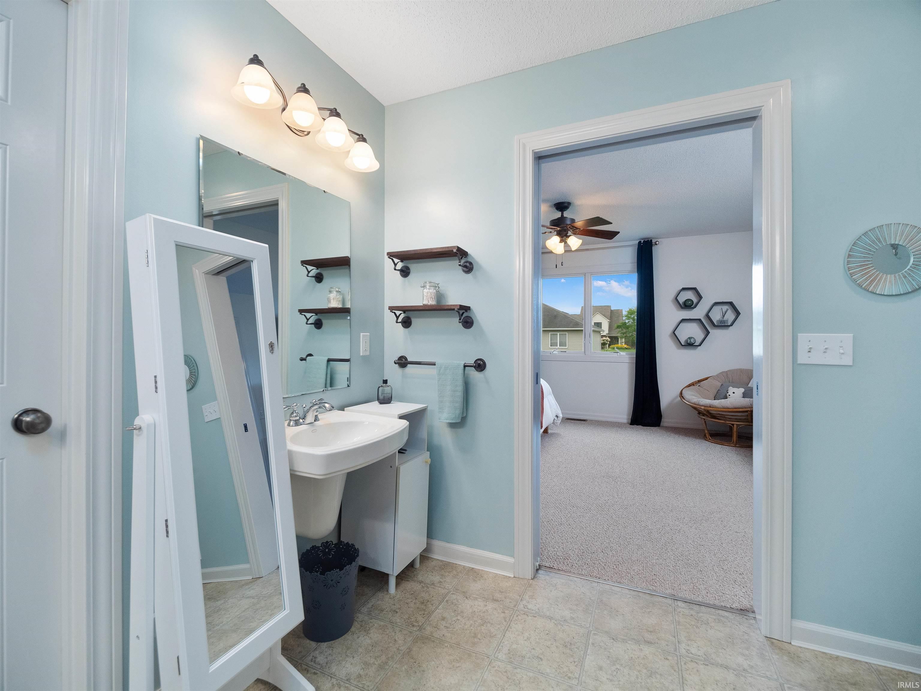 8503 Ashworth