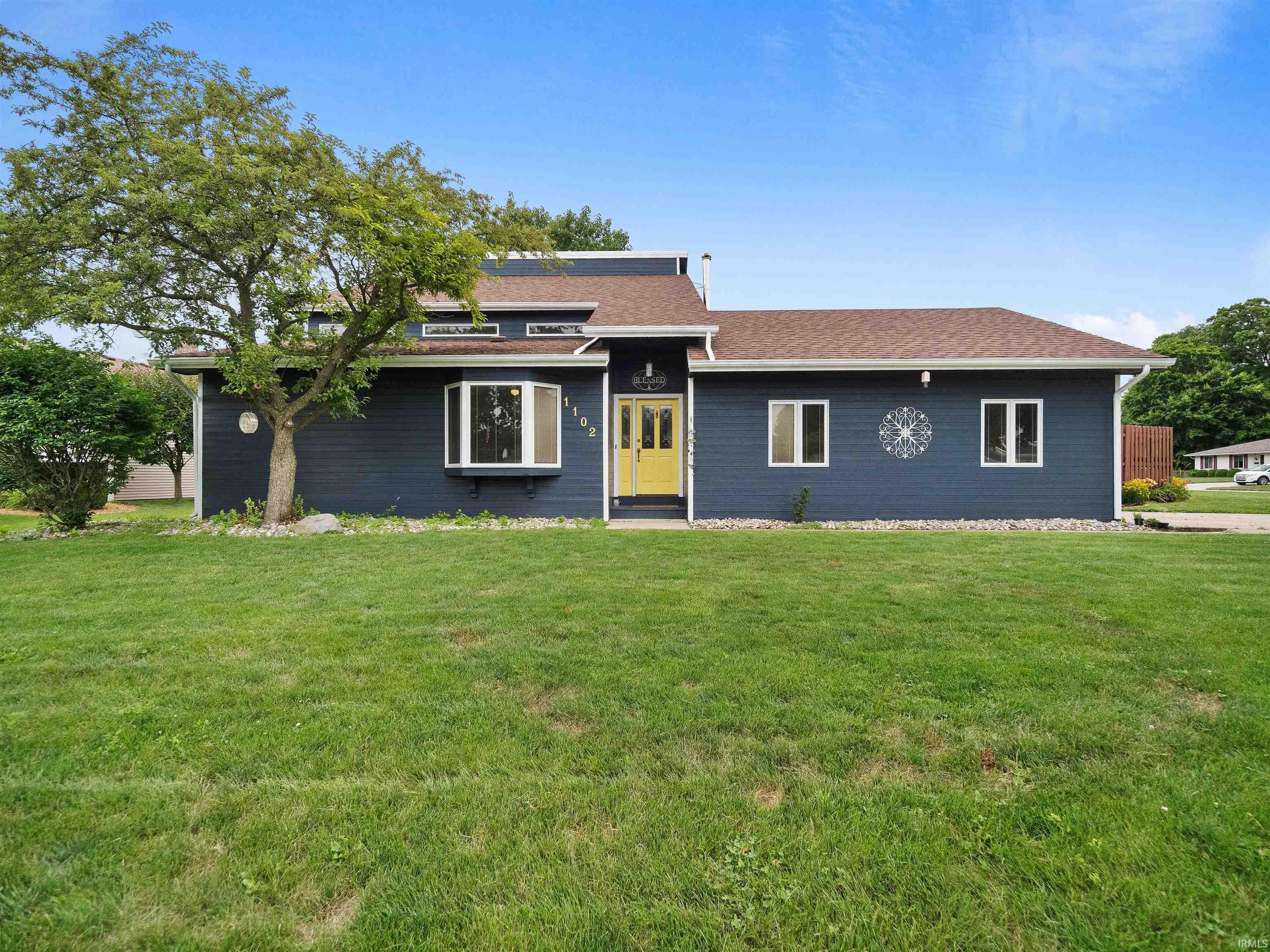 1102 Riviera