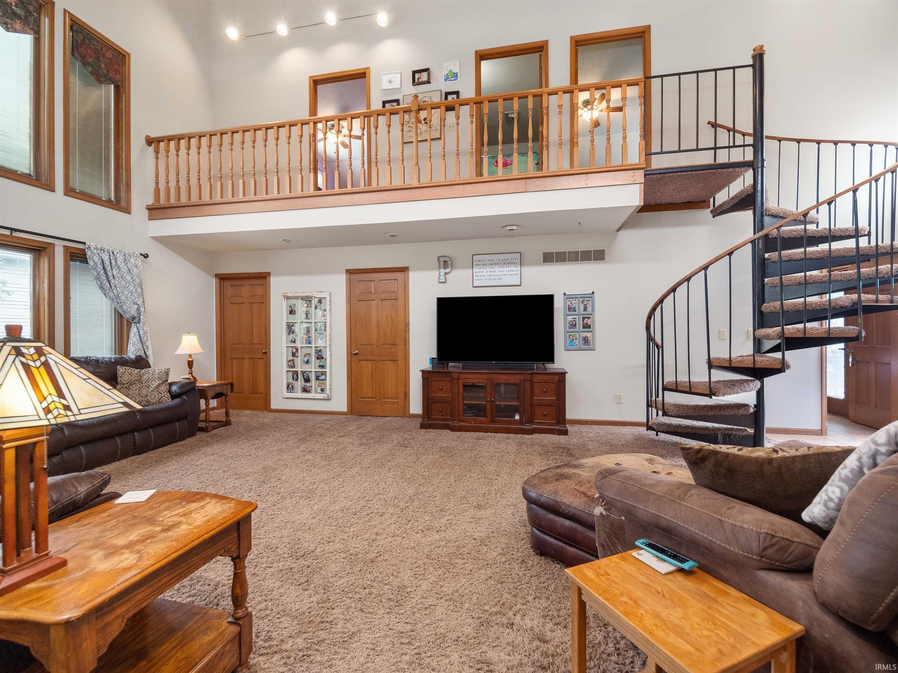1102 Riviera