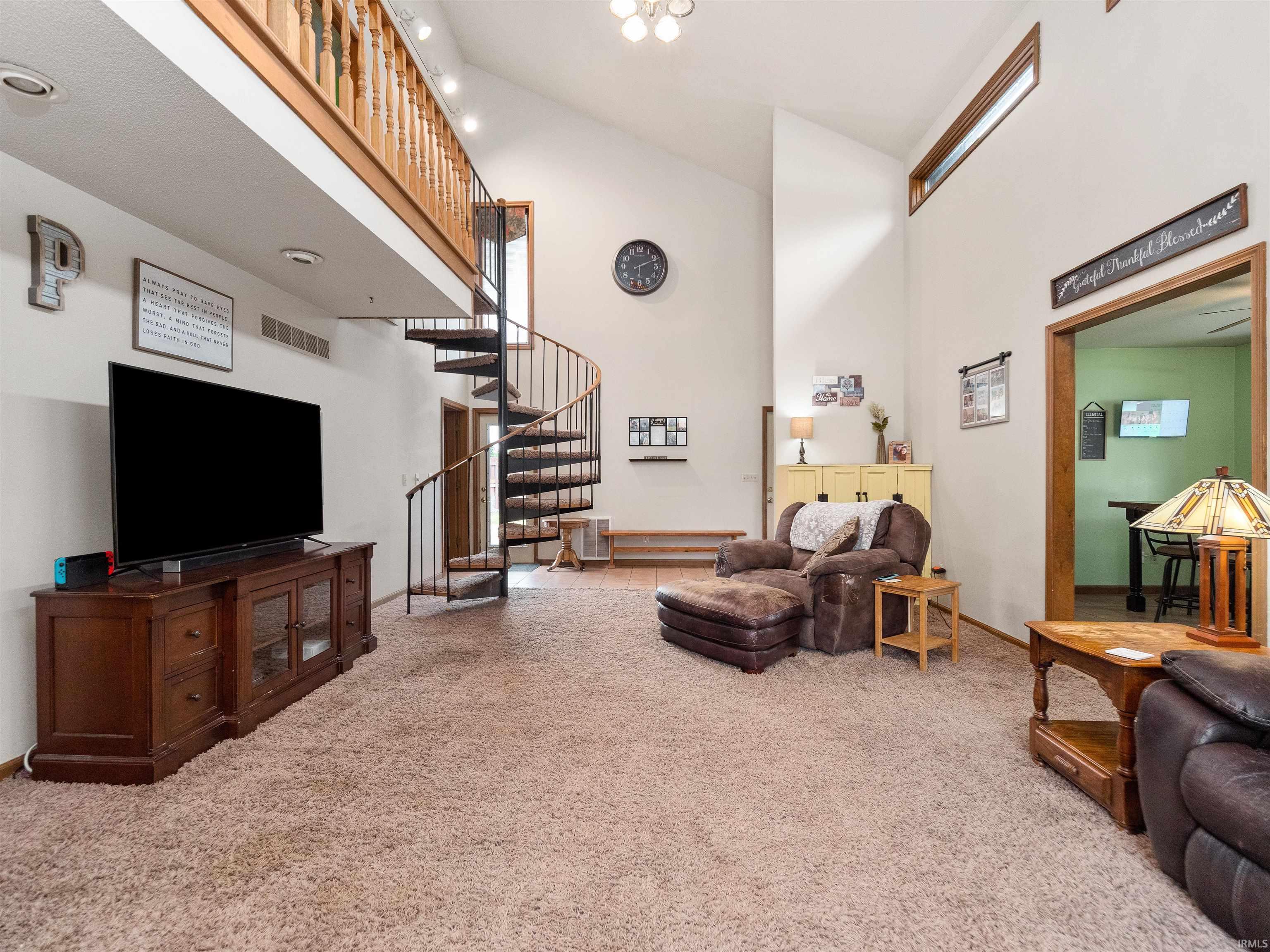 1102 Riviera