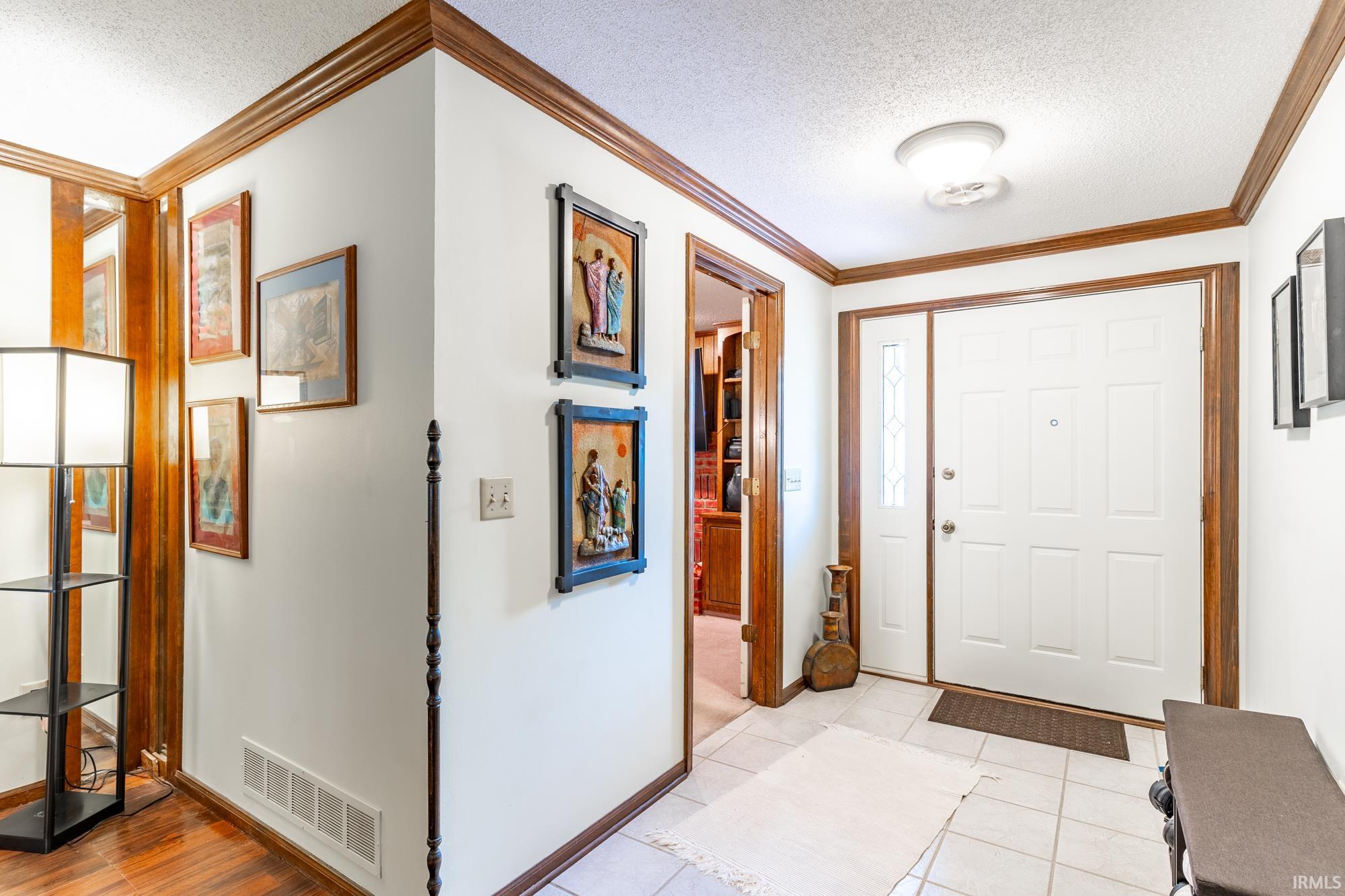 11826 Westwind