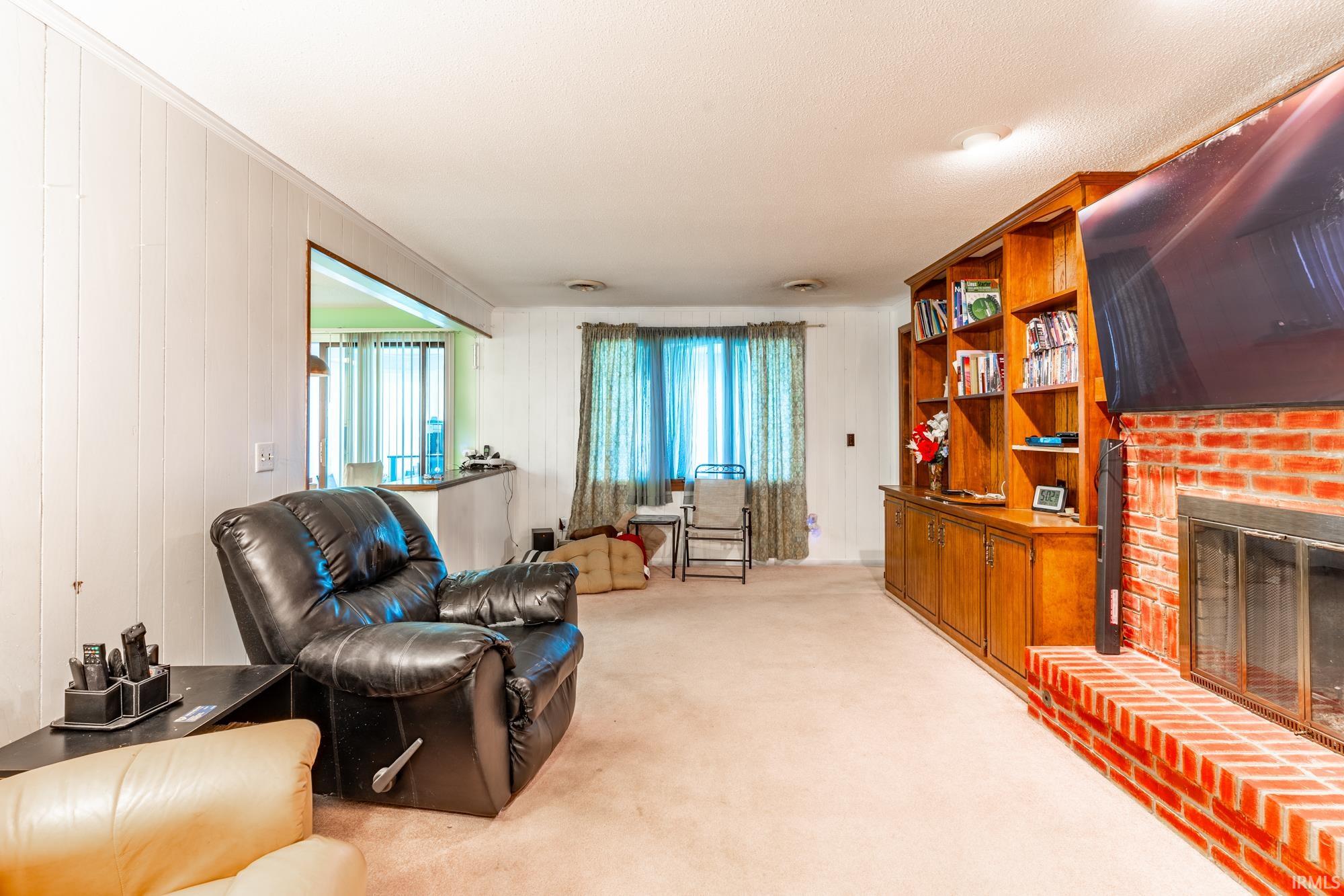 11826 Westwind