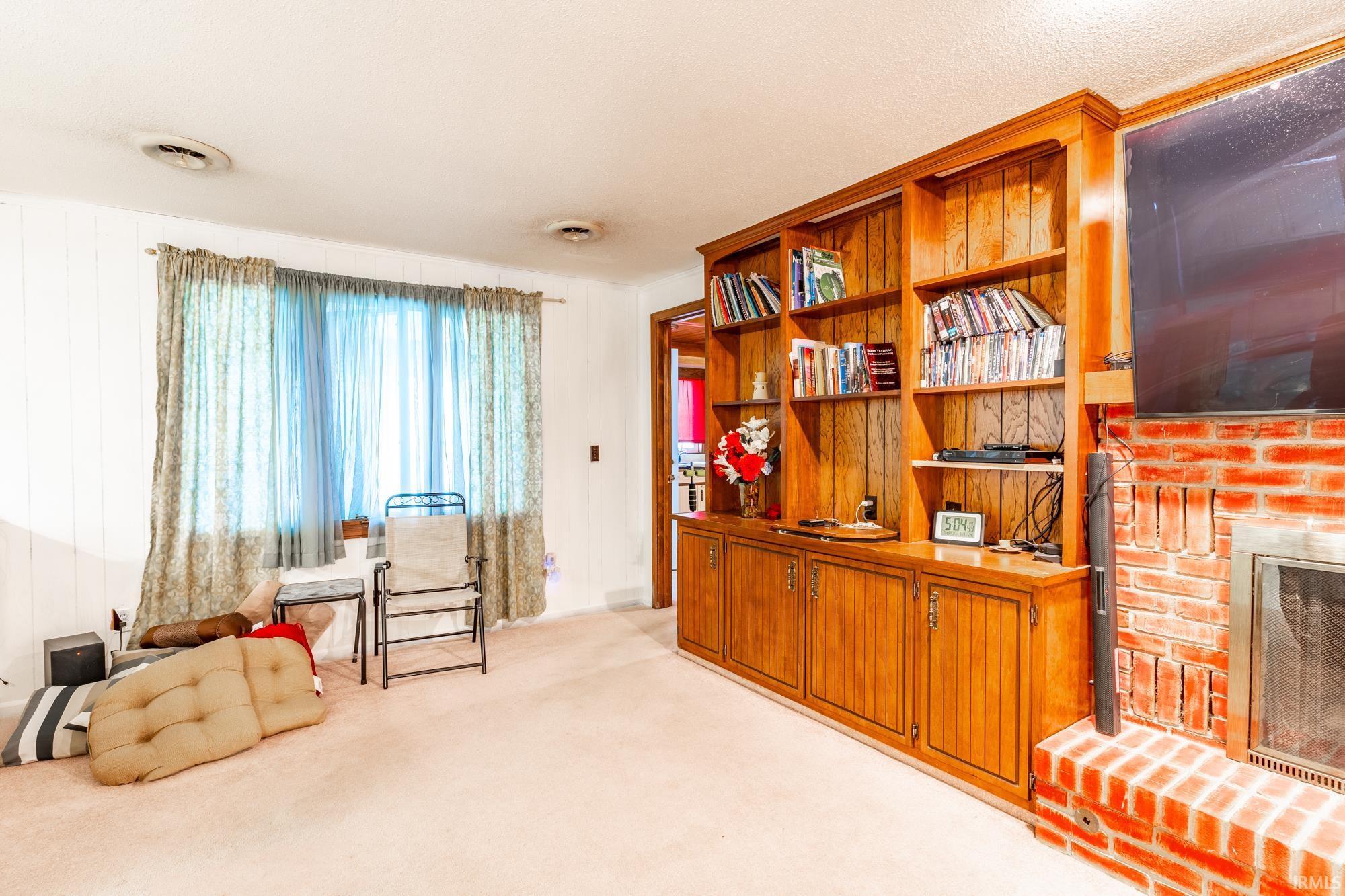 11826 Westwind