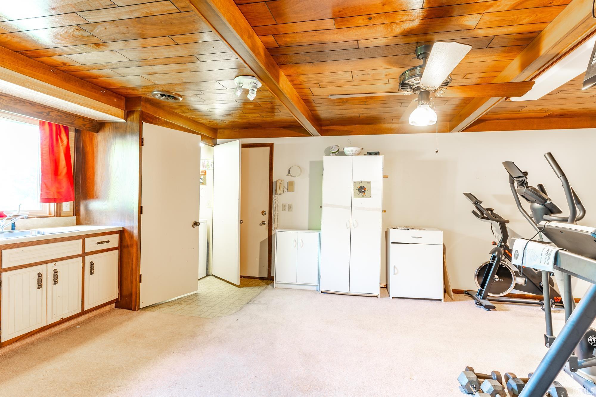 11826 Westwind