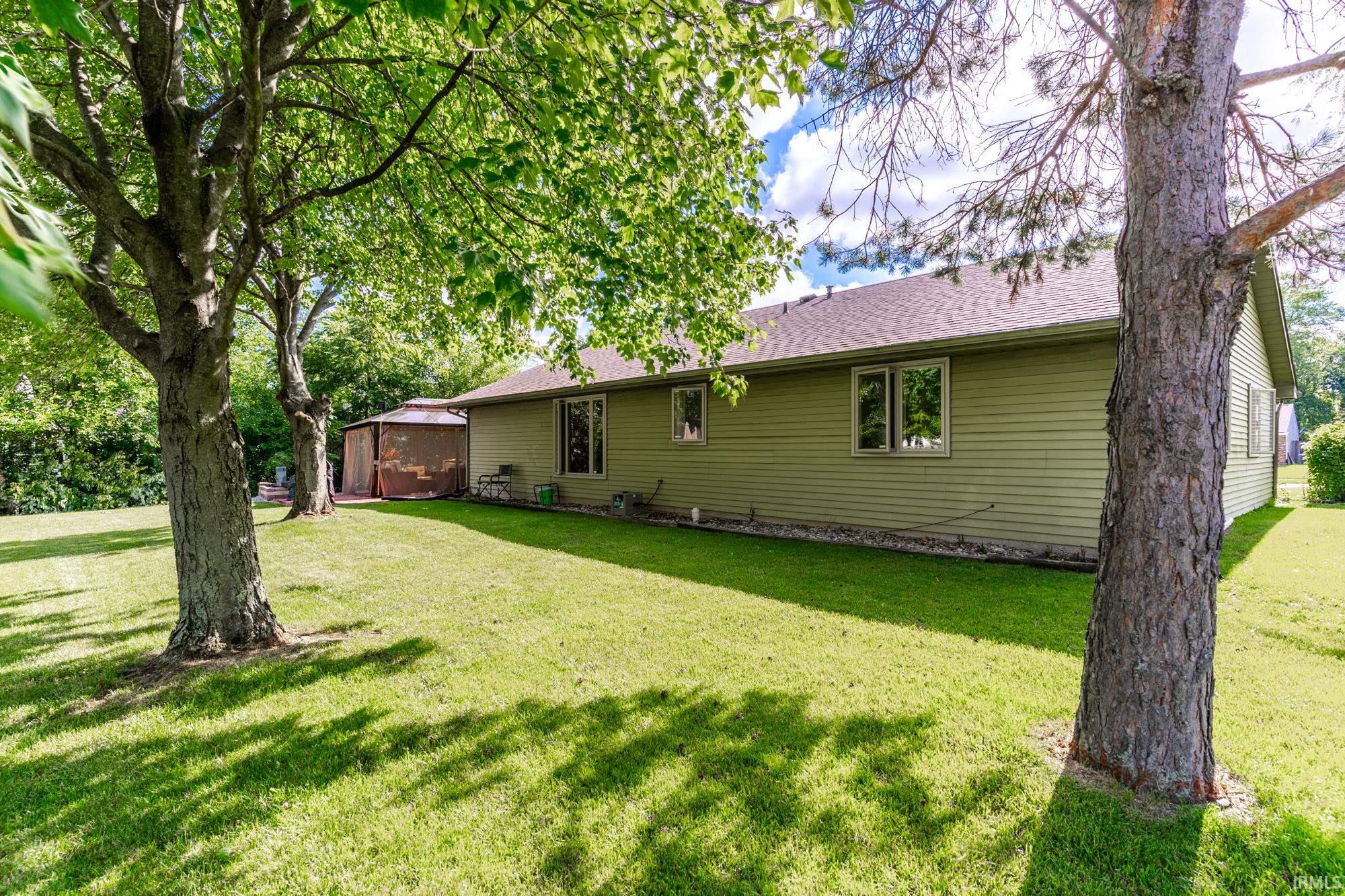 11826 Westwind