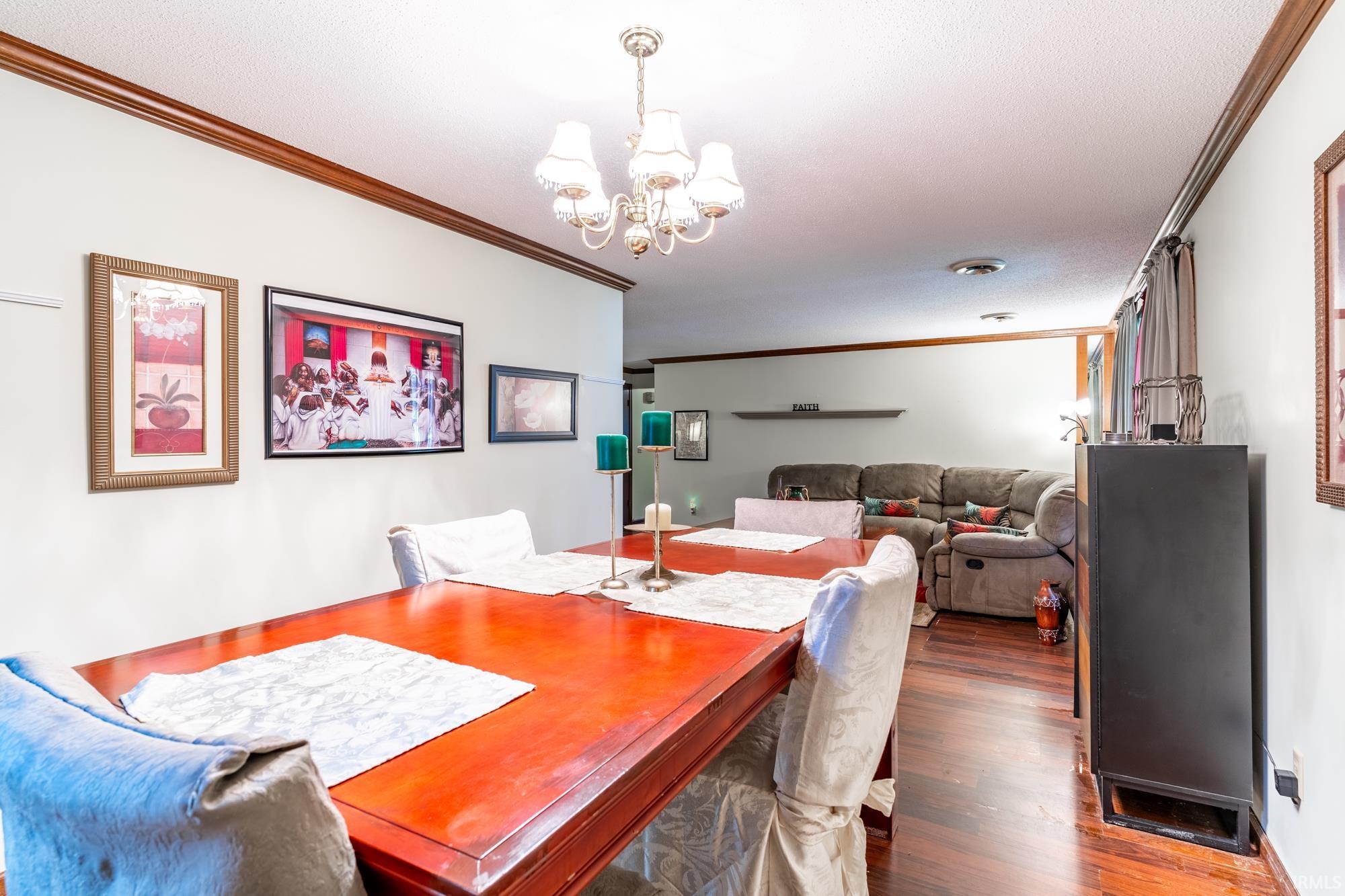 11826 Westwind