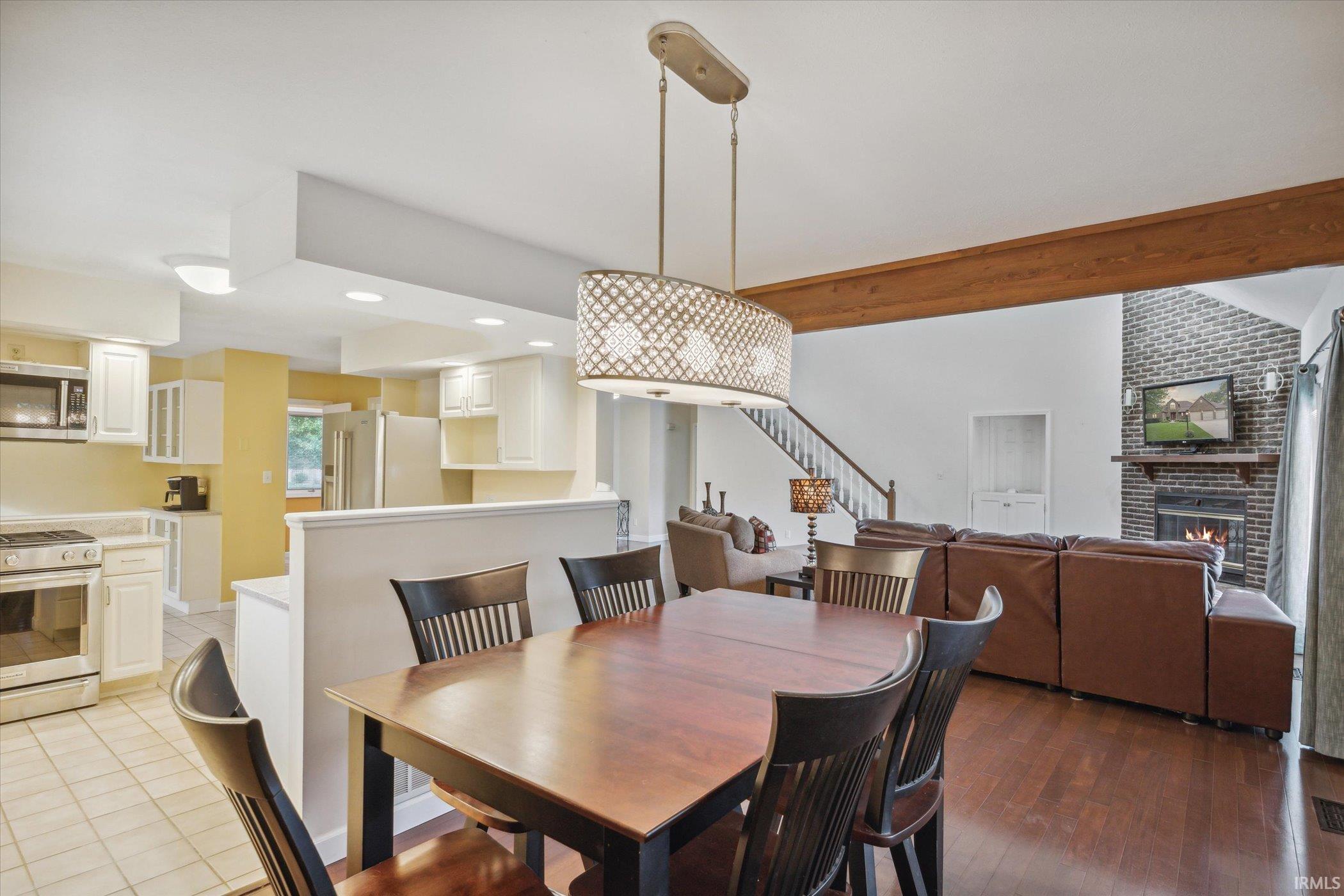 621 Amberwood