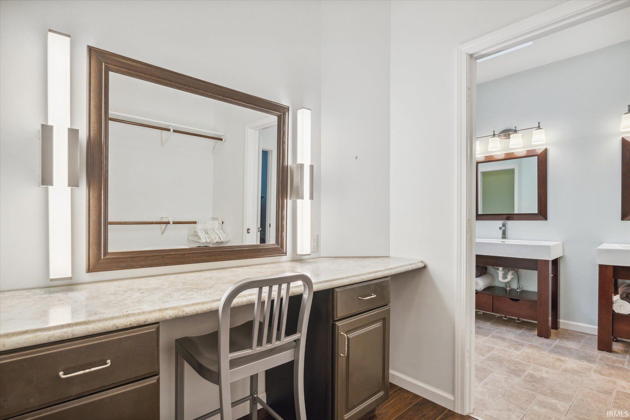 621 Amberwood