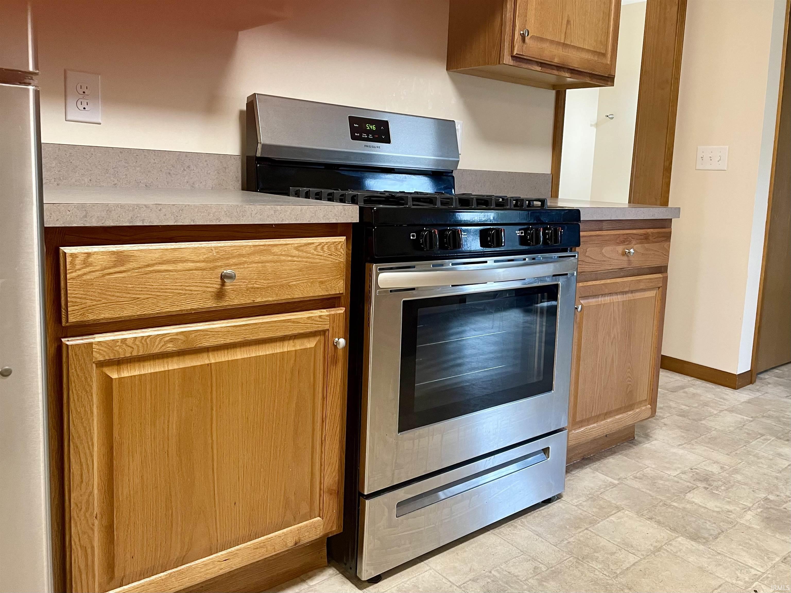 18082 Courtland