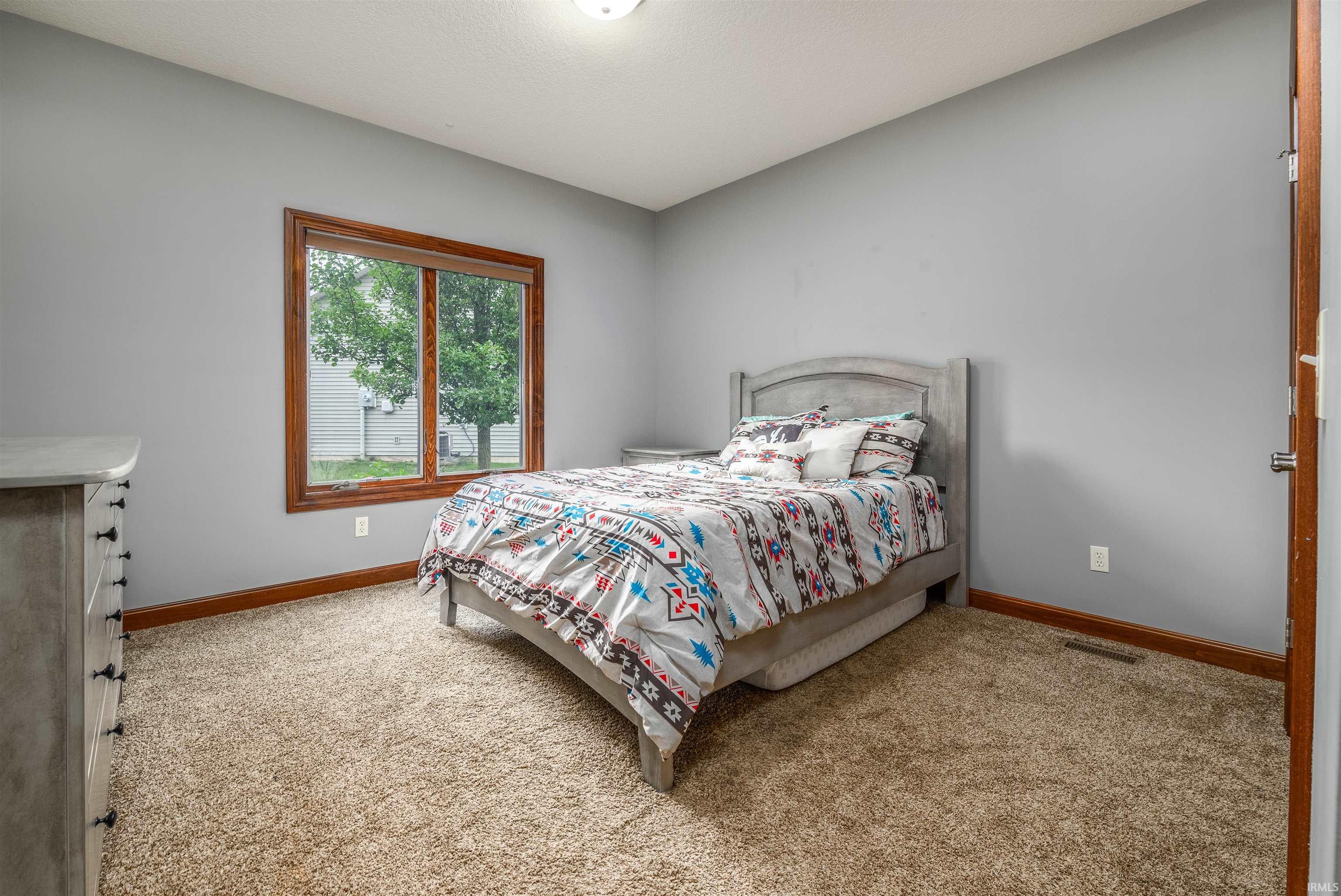 11291 Belleharbour