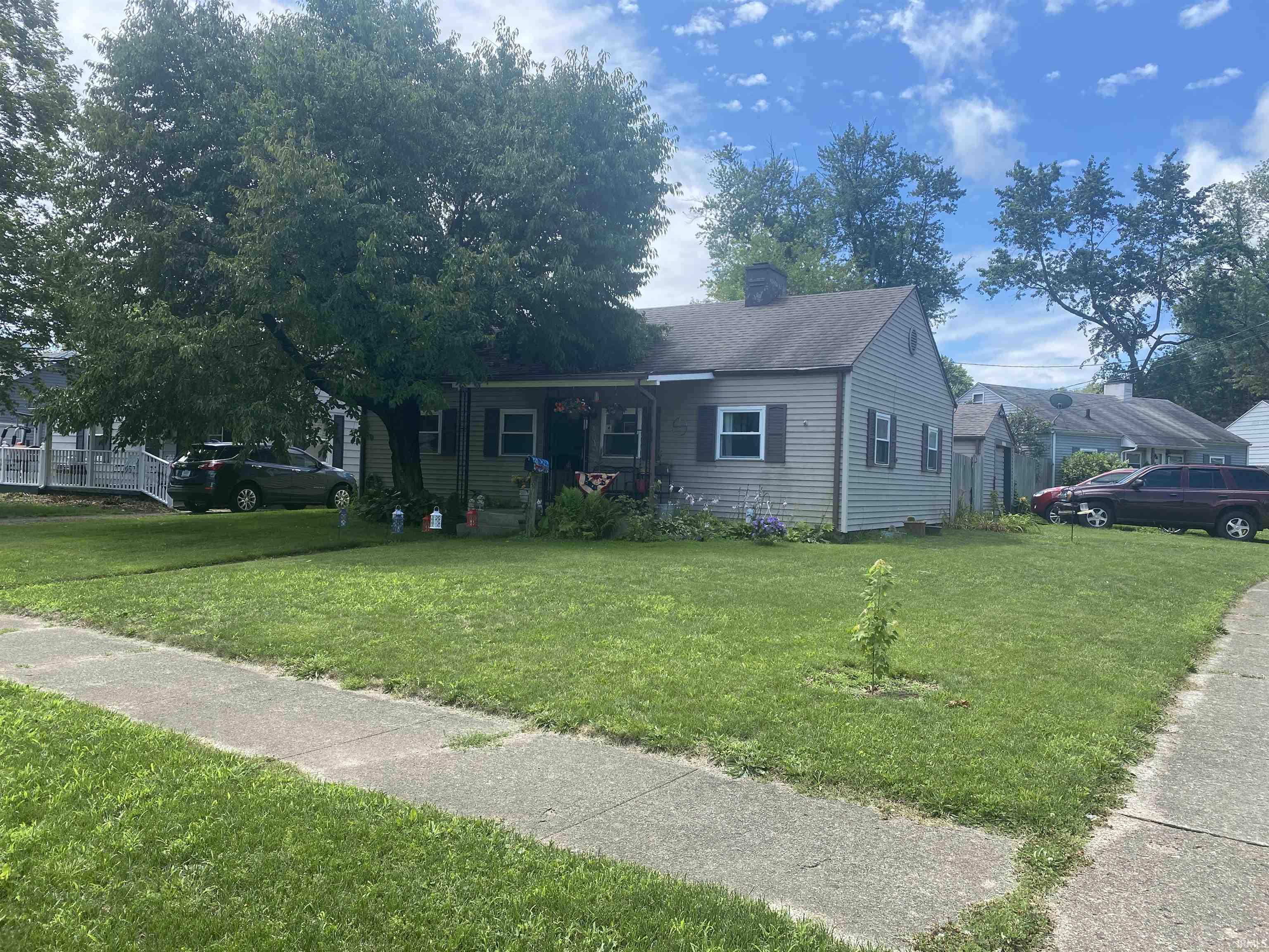 402 Chippewa