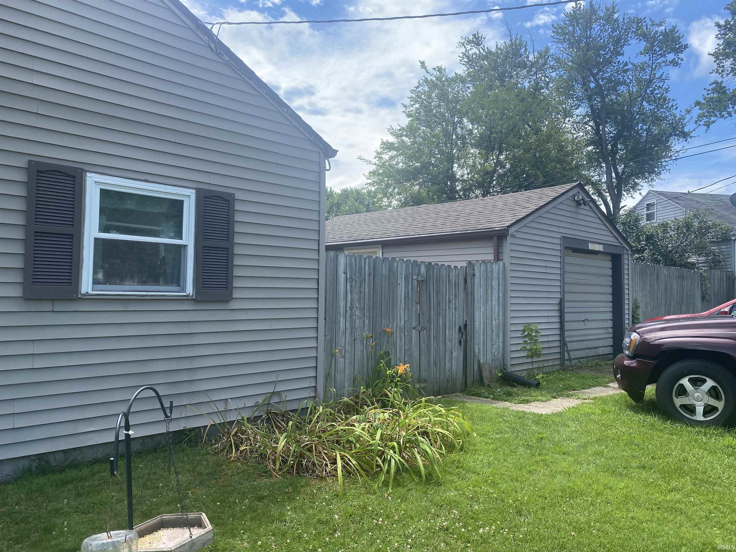 402 Chippewa