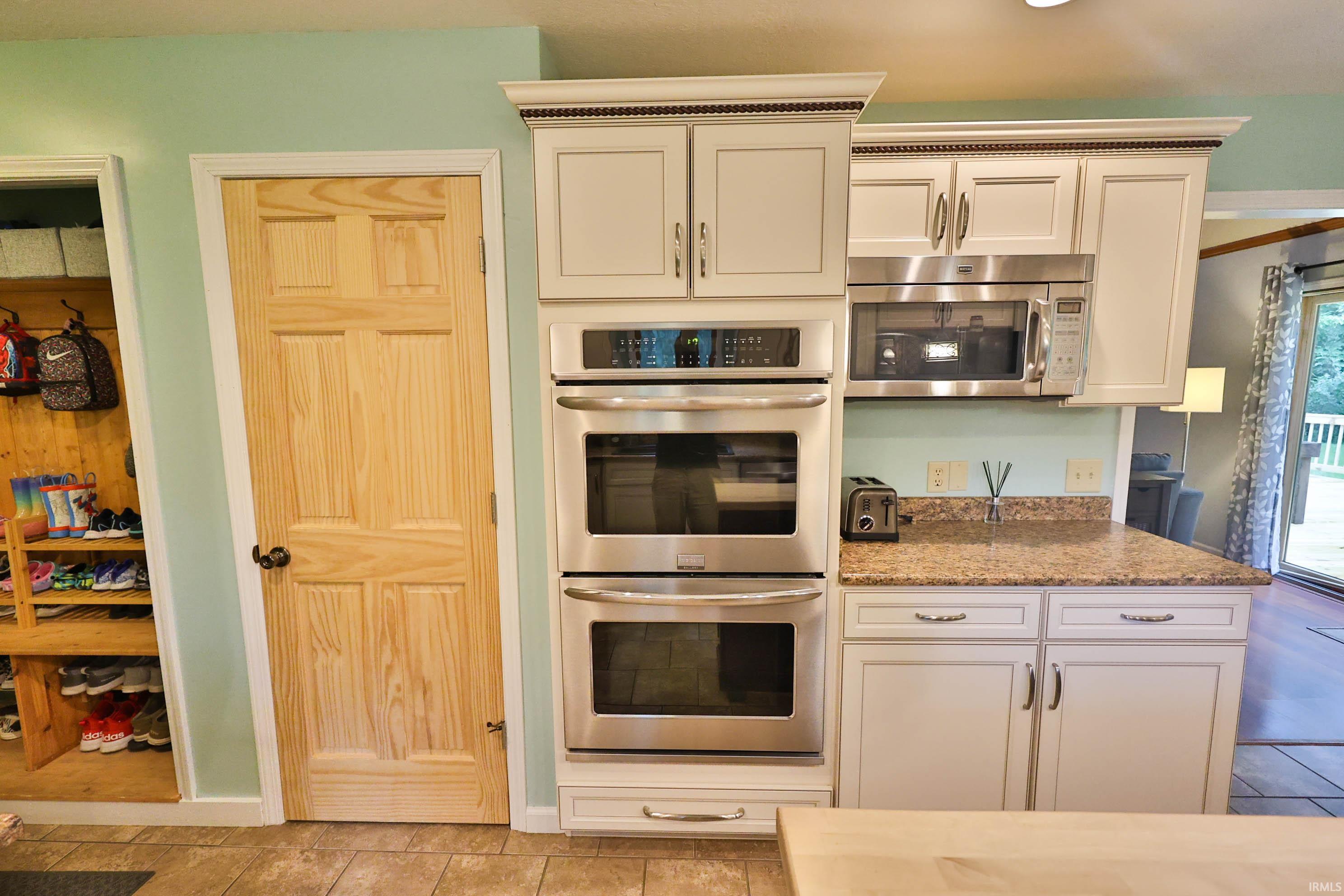8110 Chapel Hill