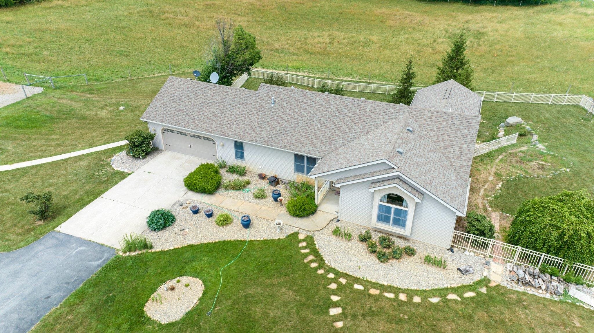 738 County Road 71