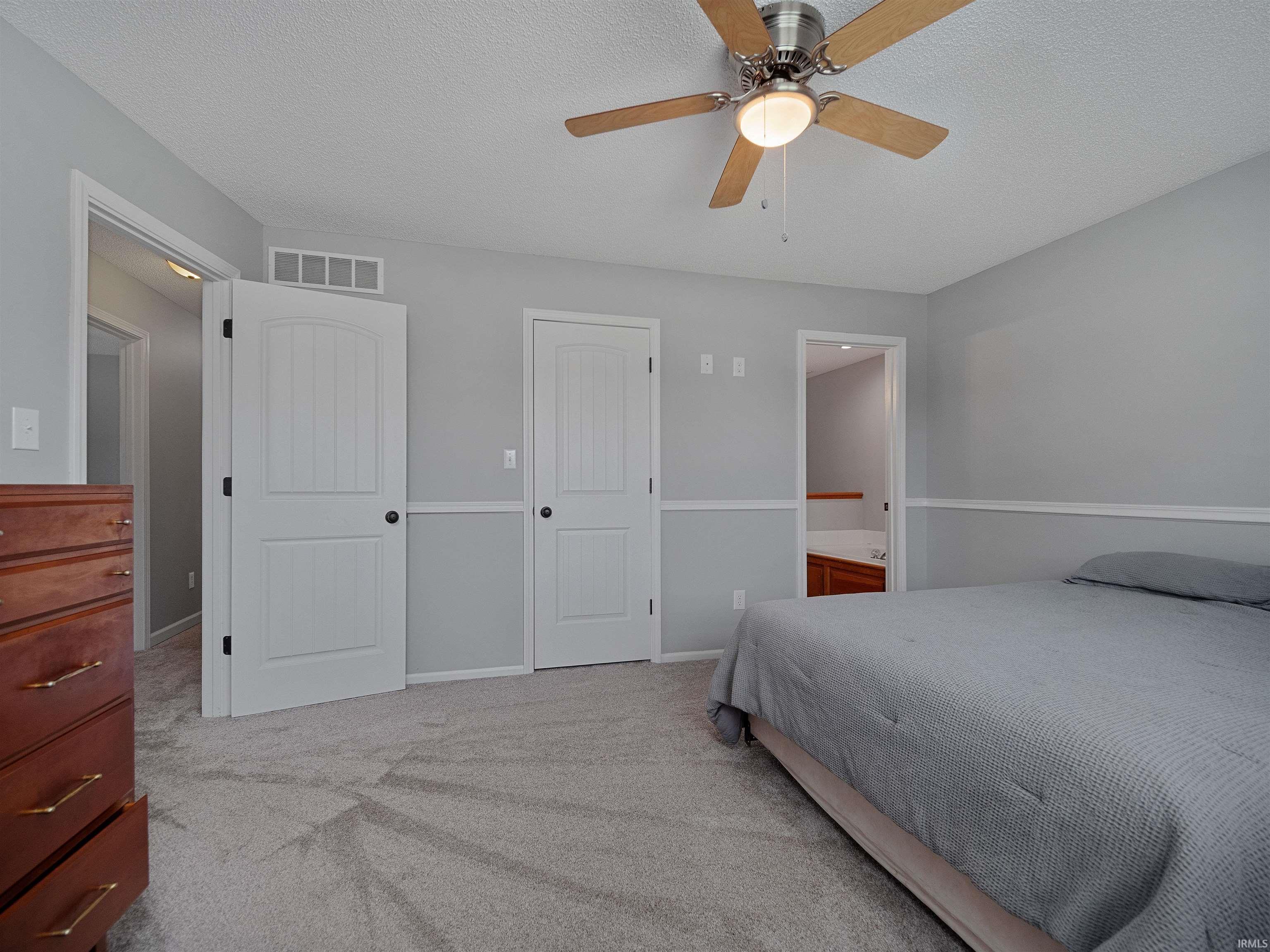 5021 Clovedale