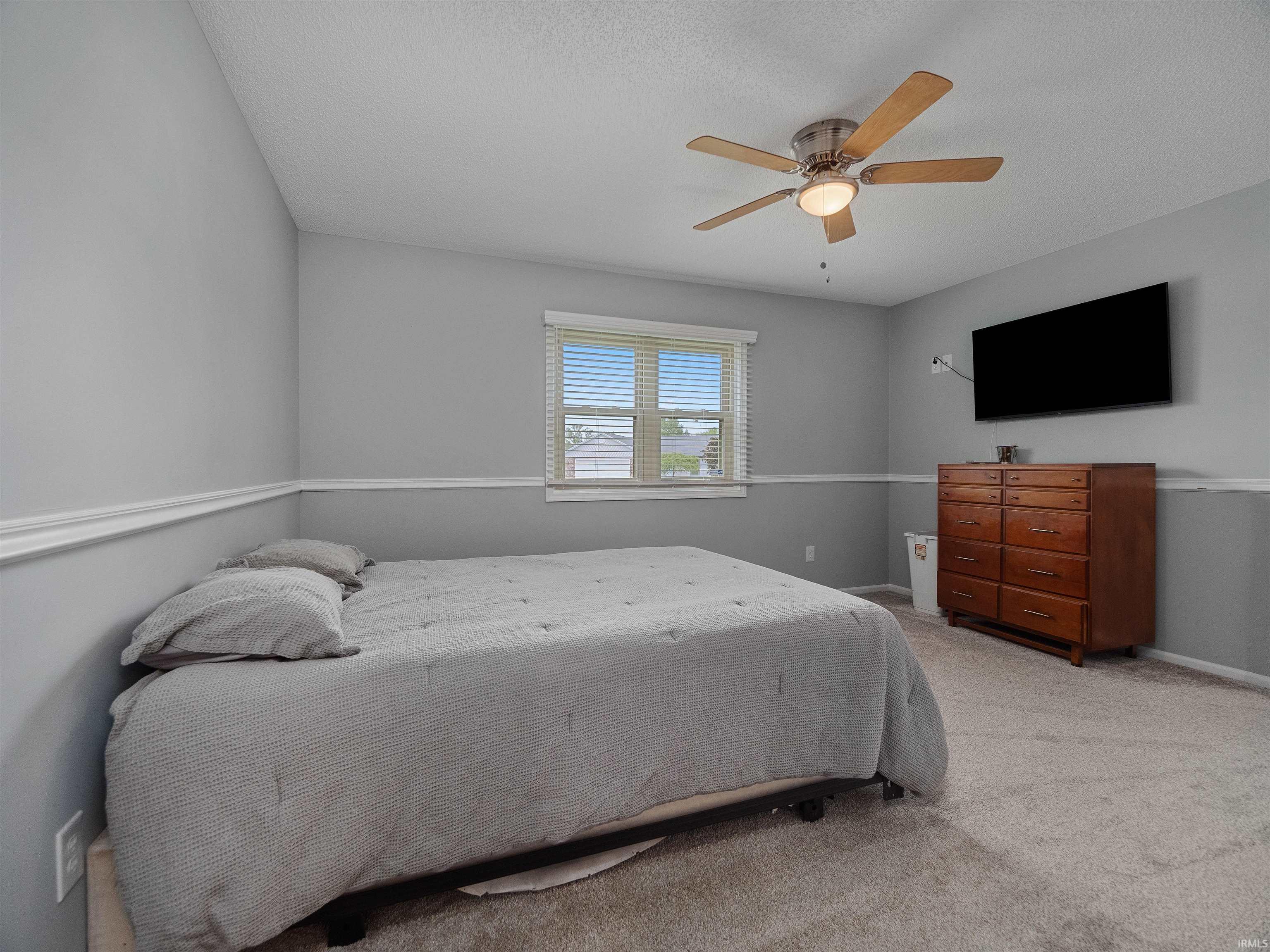 5021 Clovedale