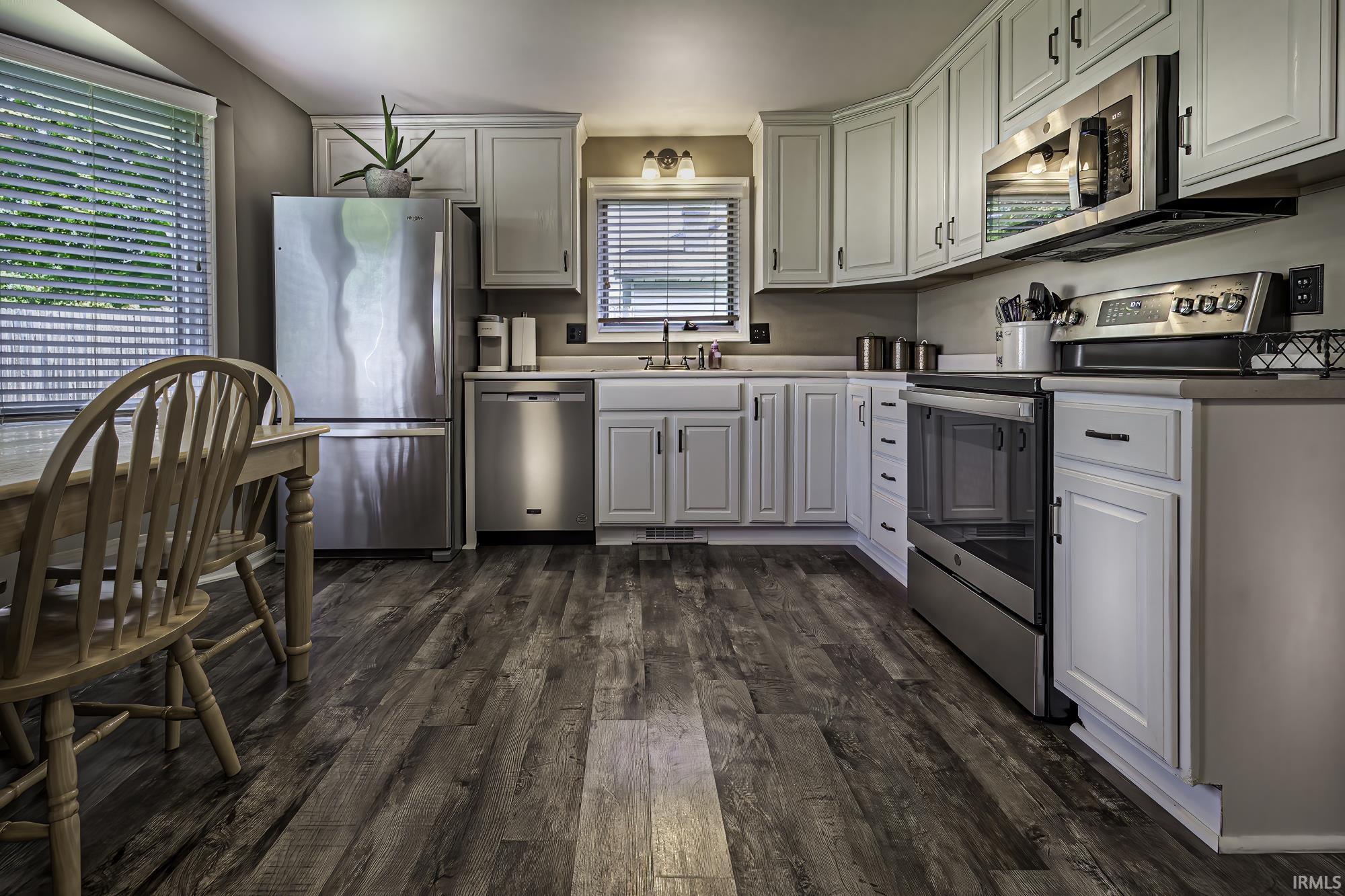 9802 Silver Shore