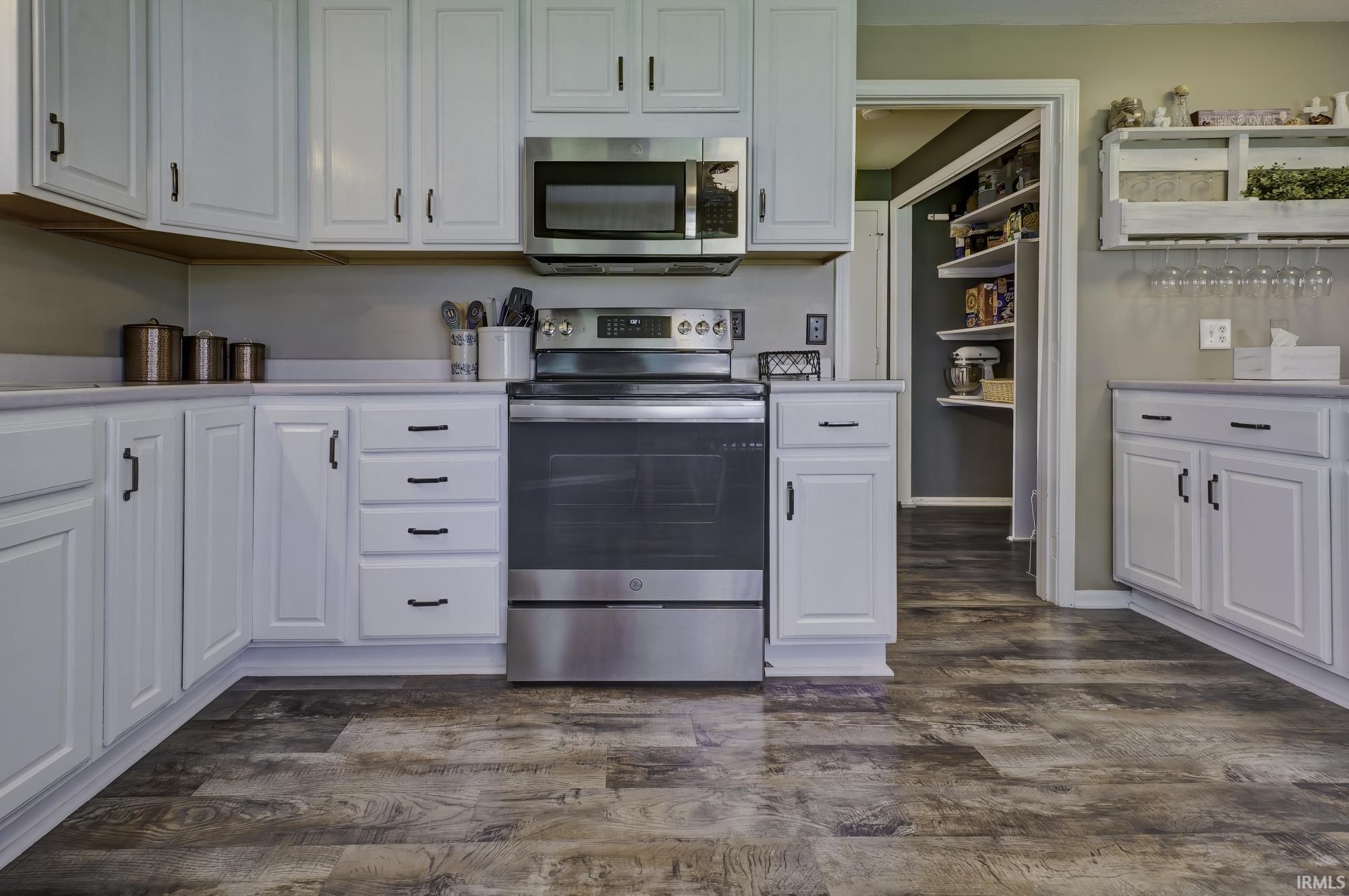 9802 Silver Shore