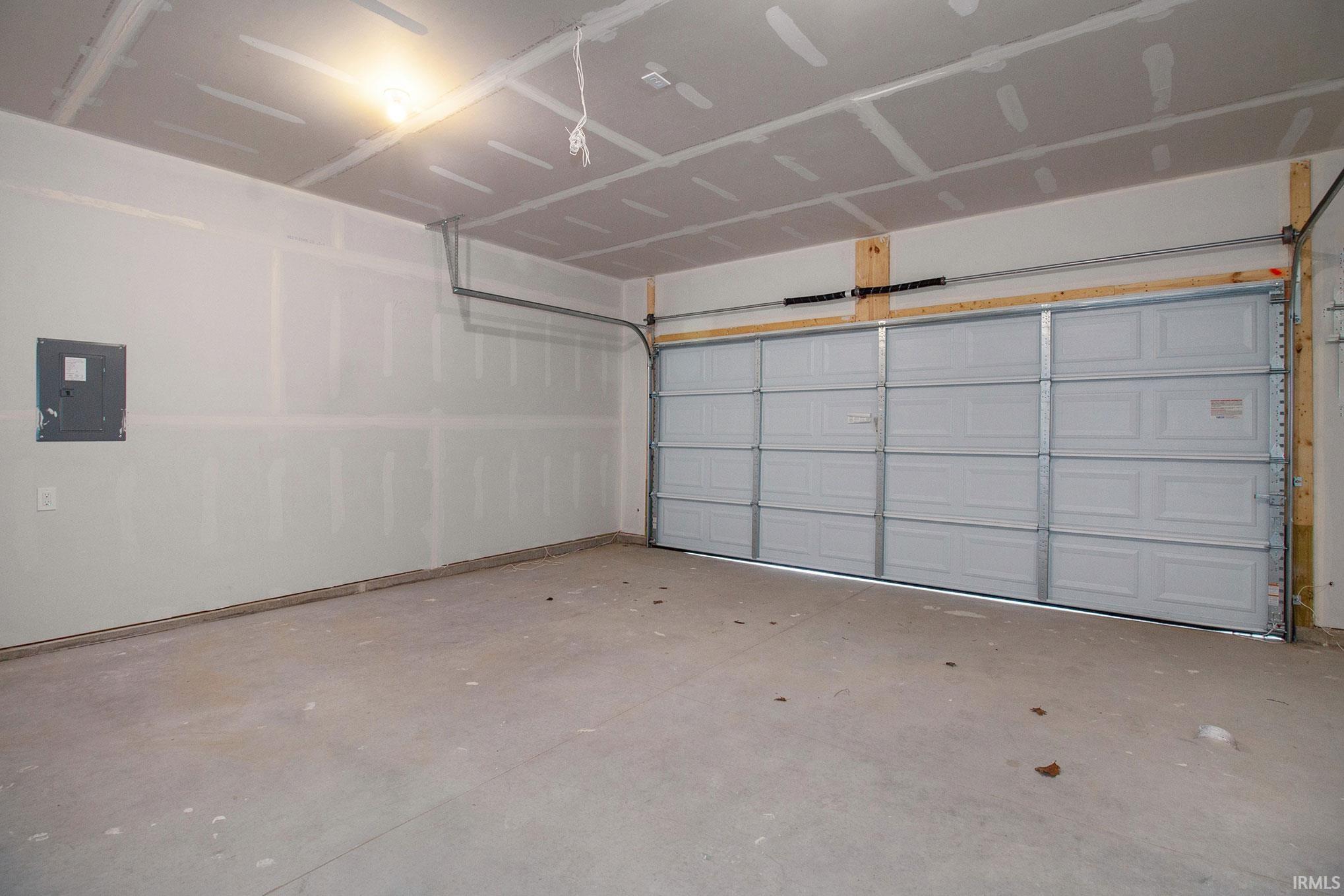 1734 Stoneham