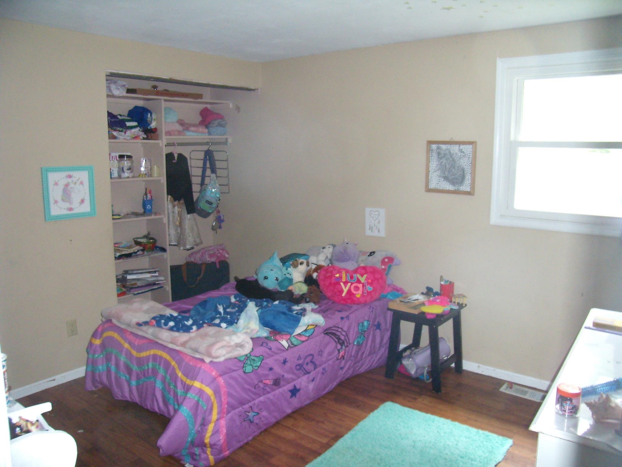 1100 Crestview Dr.