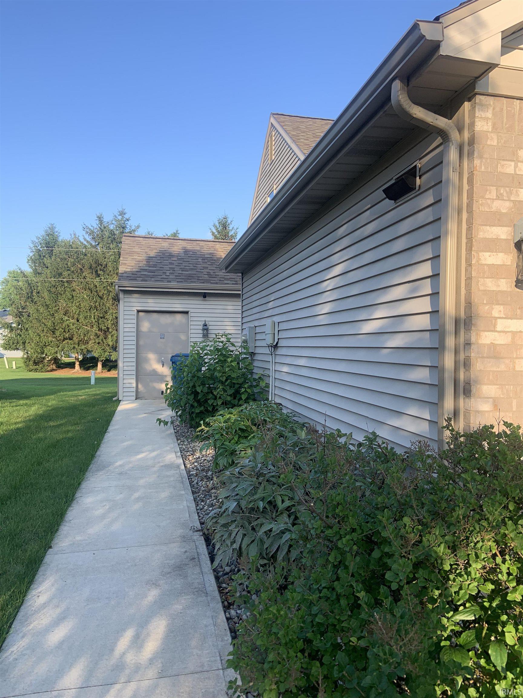 3660 Ashford