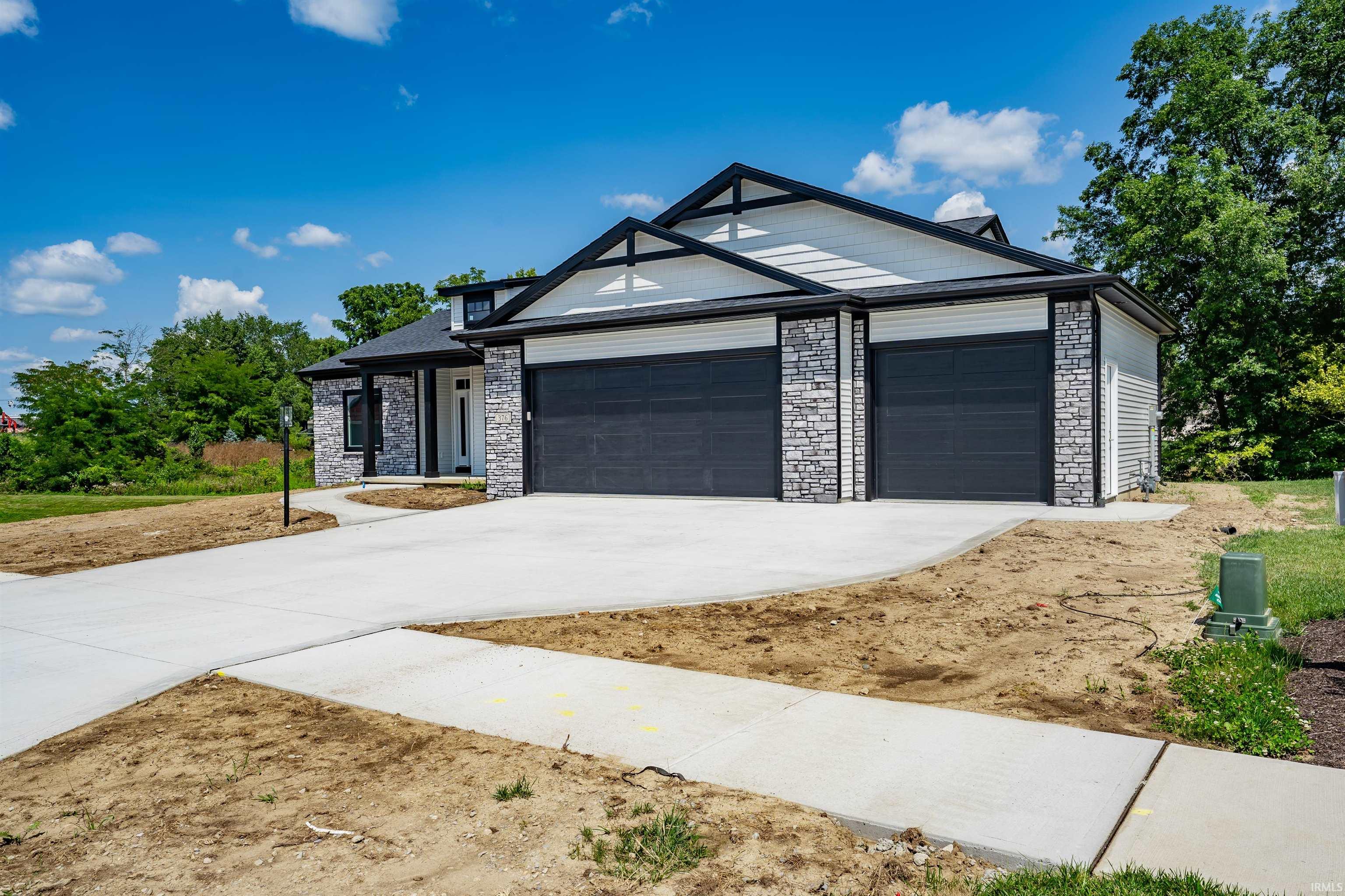 376 Sweet Briar Court