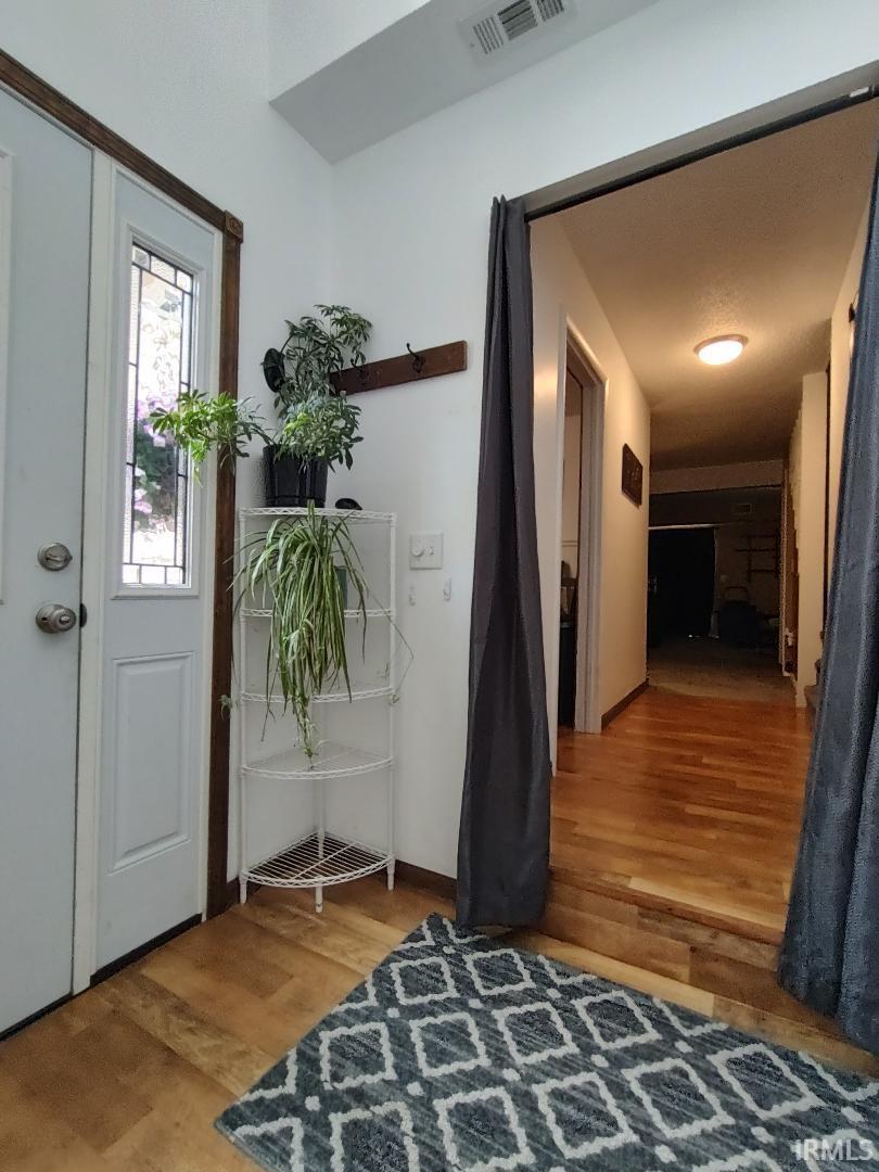 2127 Bayside