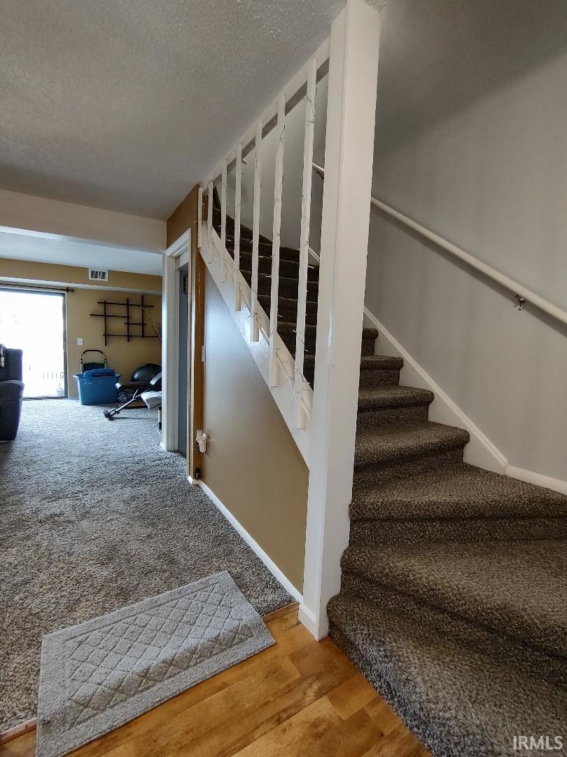 2127 Bayside