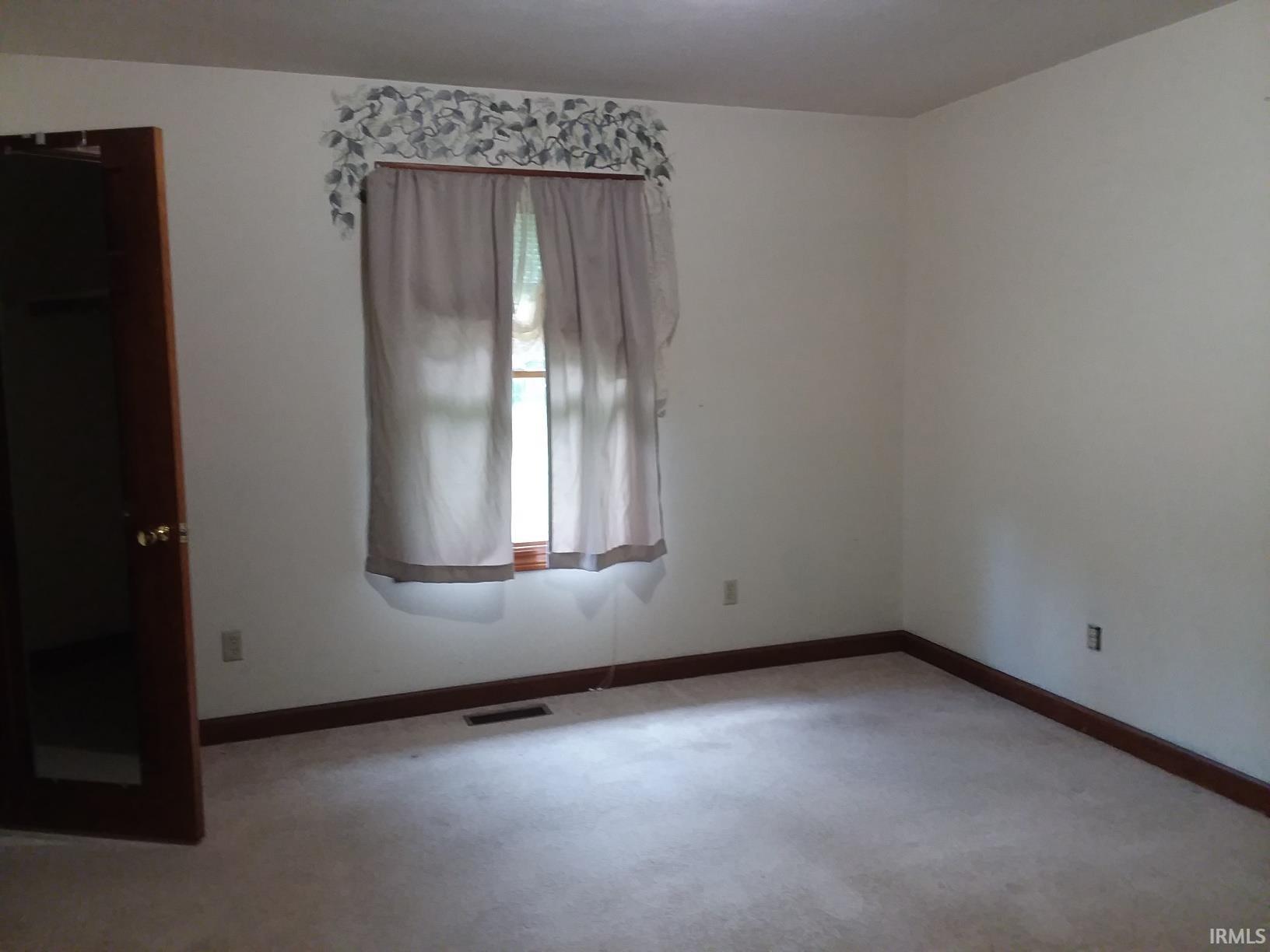 27845 Northcrest