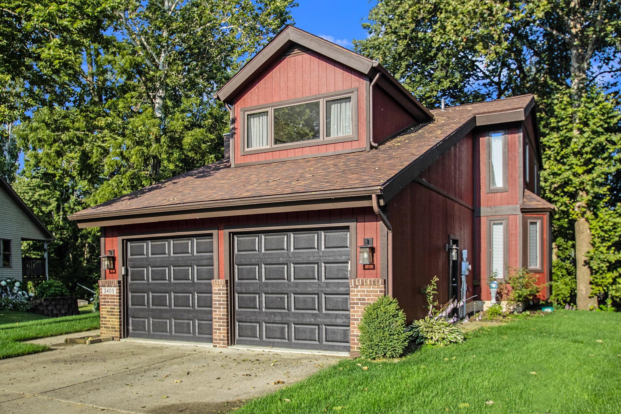 3405 Greenwood