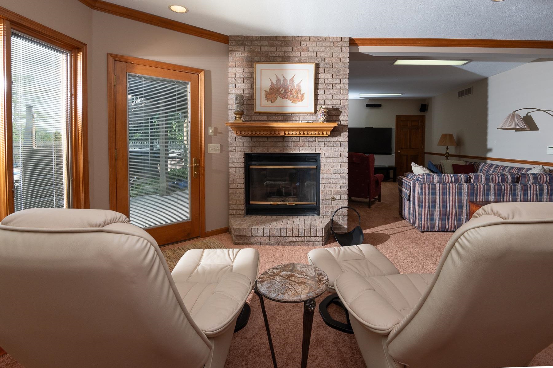 4421 Scotia