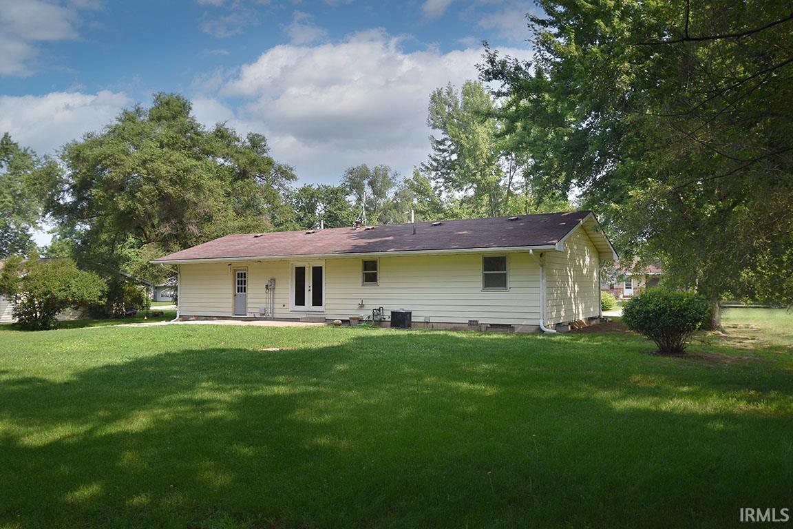 18364 Wee Acres