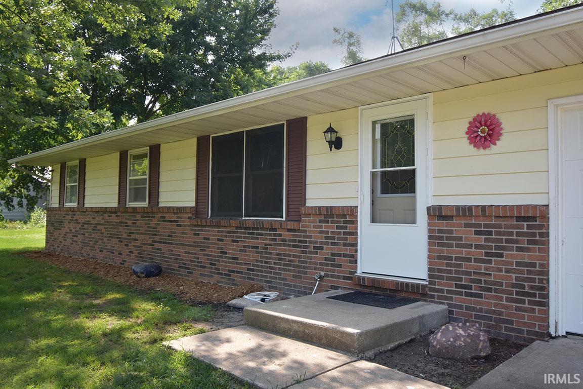 18364 Wee Acres