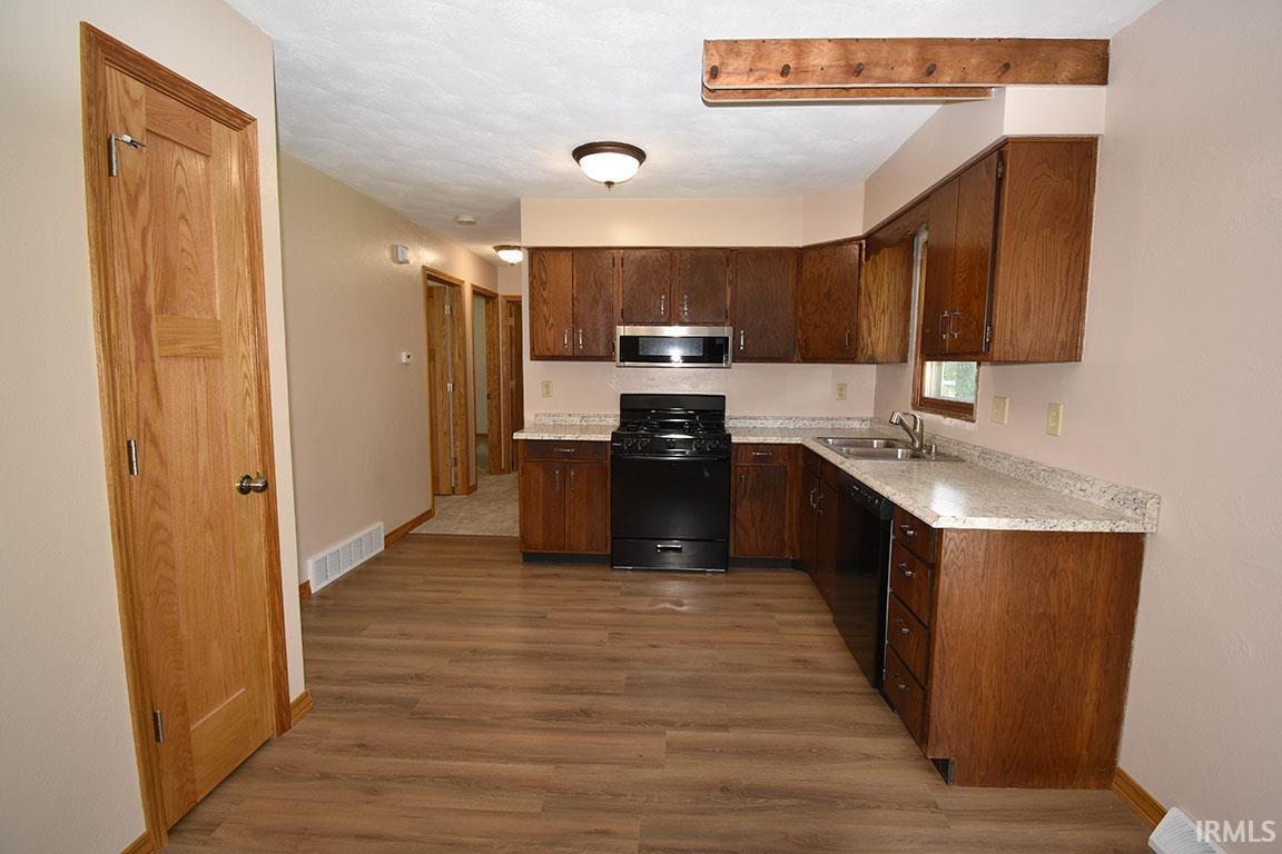 18364 Wee Acres