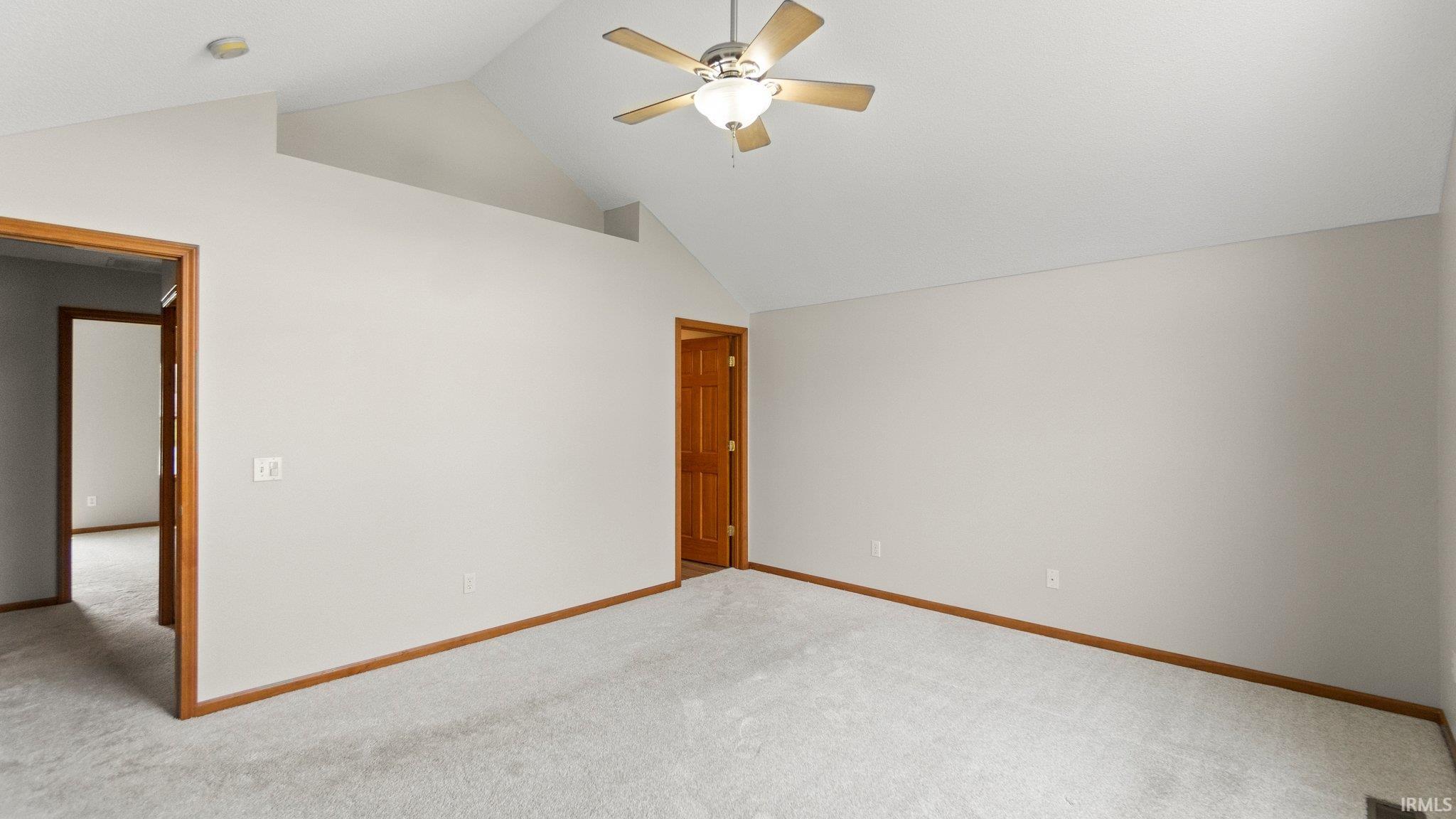 16039 Grand Willow