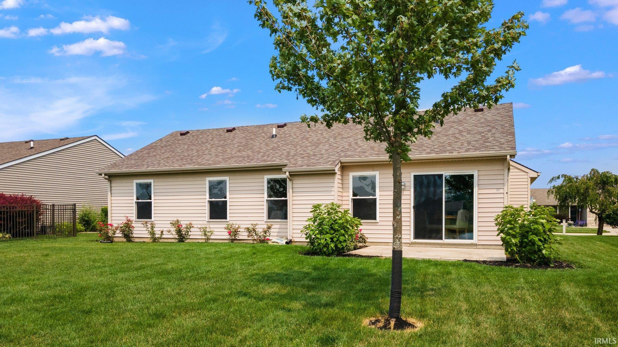 16039 Grand Willow