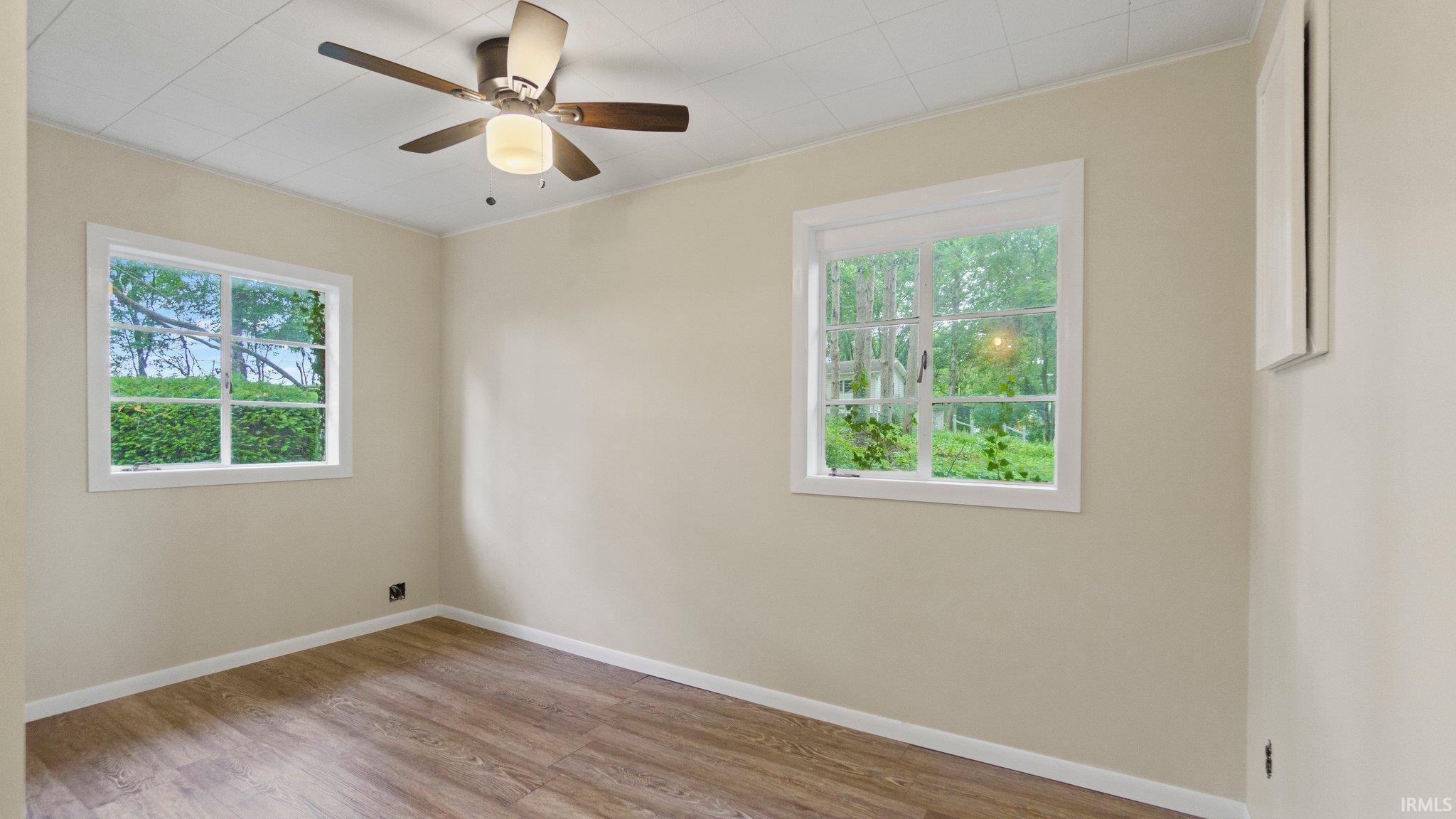 4910 Shore Park