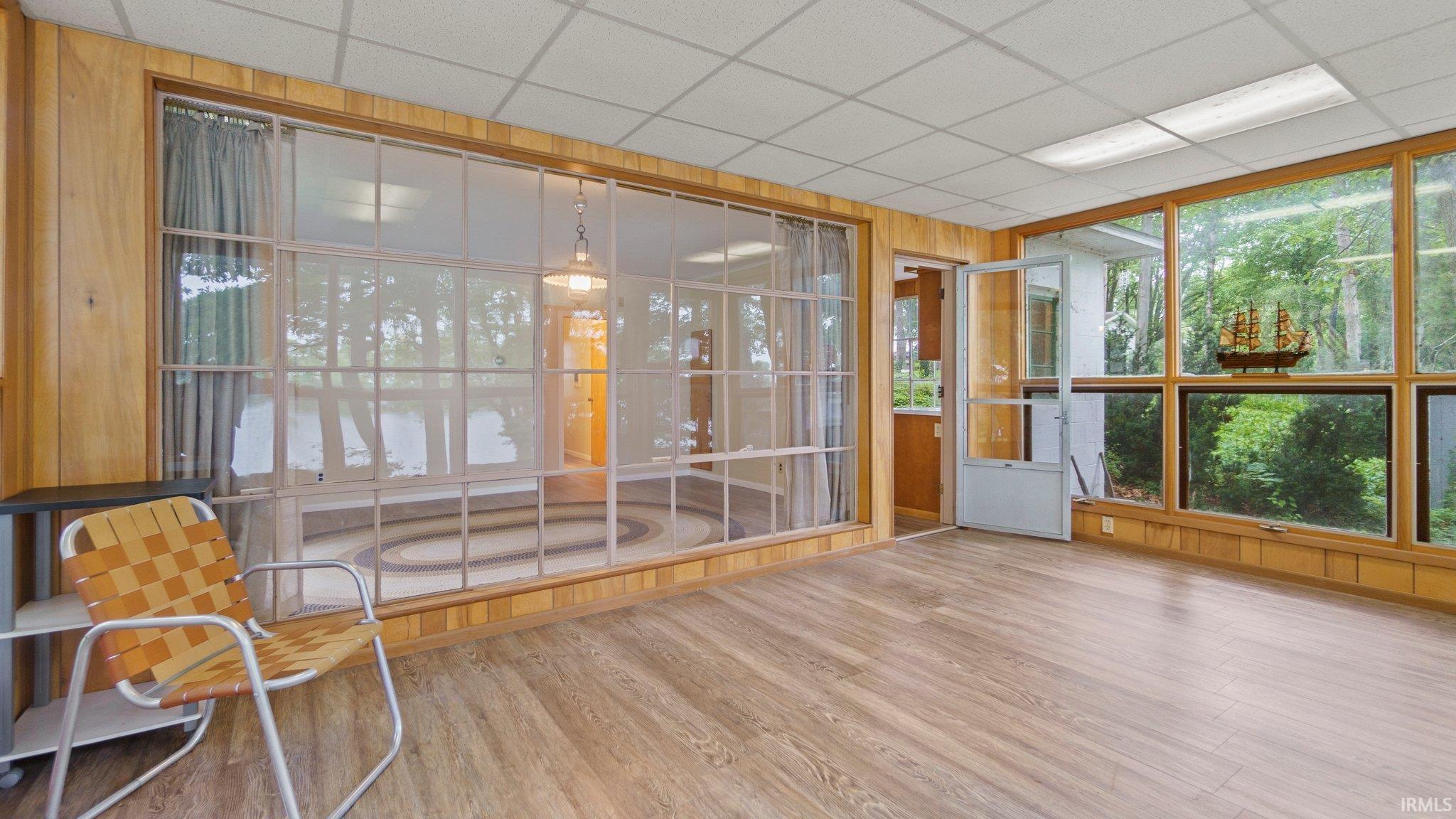 4910 Shore Park