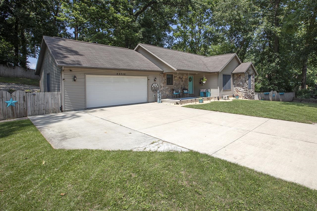 23715 River Lake