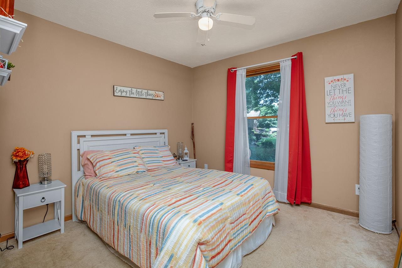 23715 River Lake