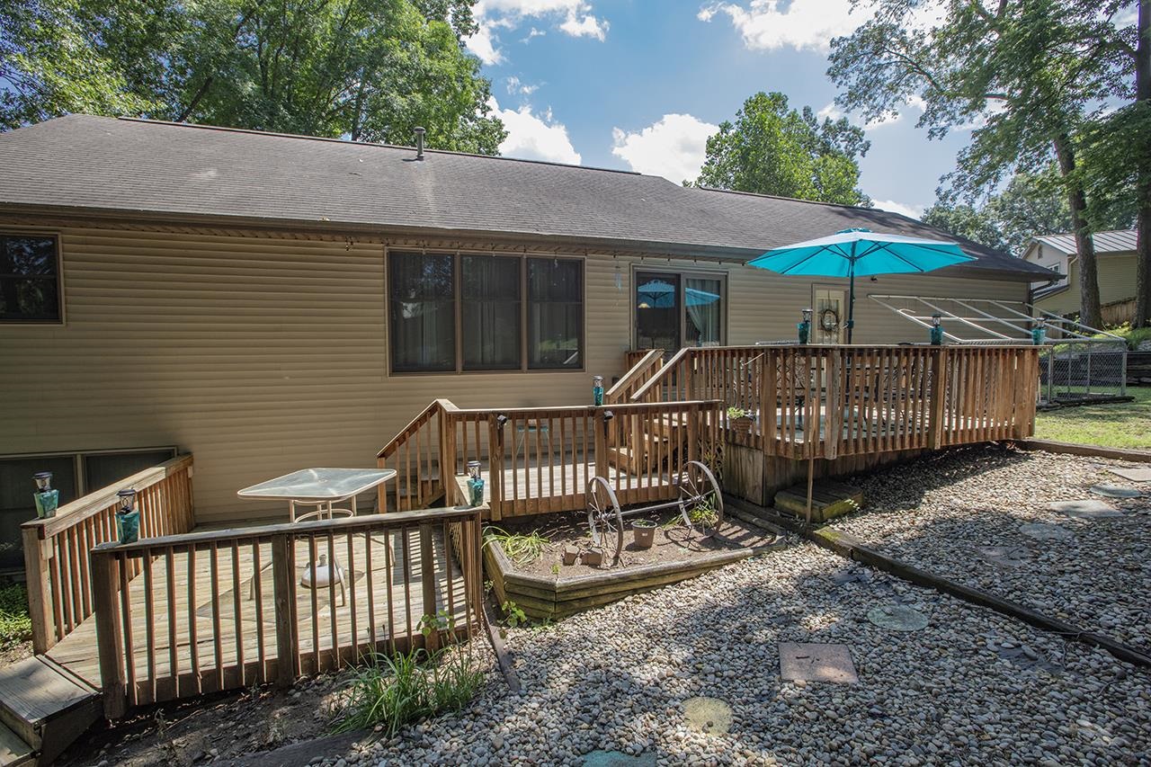23715 River Lake