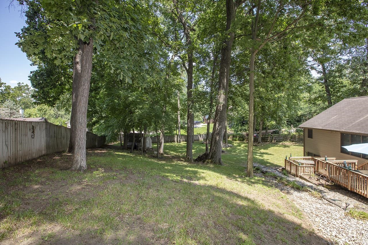 23715 River Lake