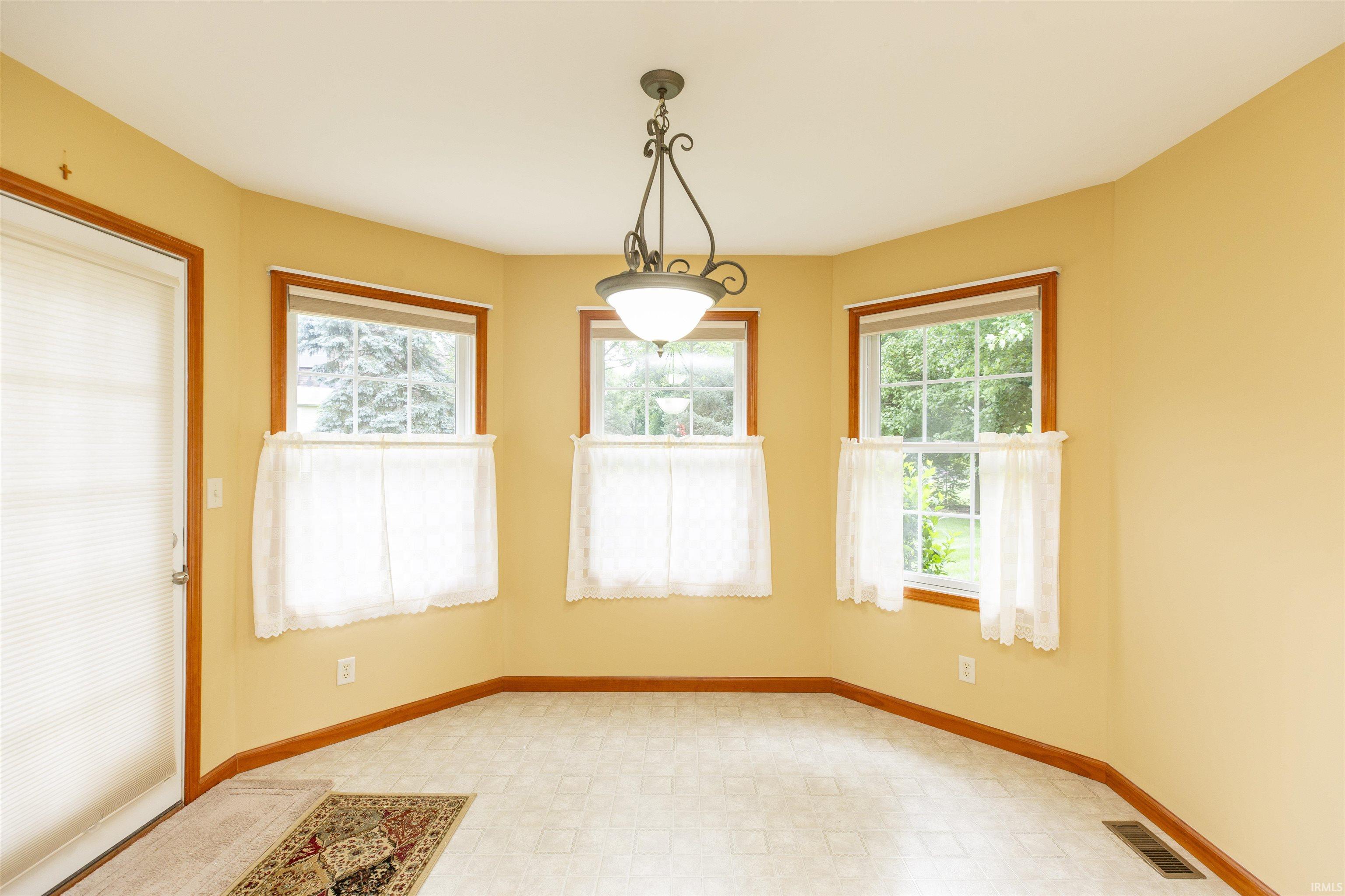 32887 Nature View