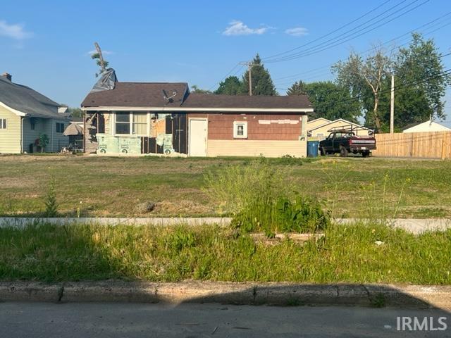 1723 Lincolnway West